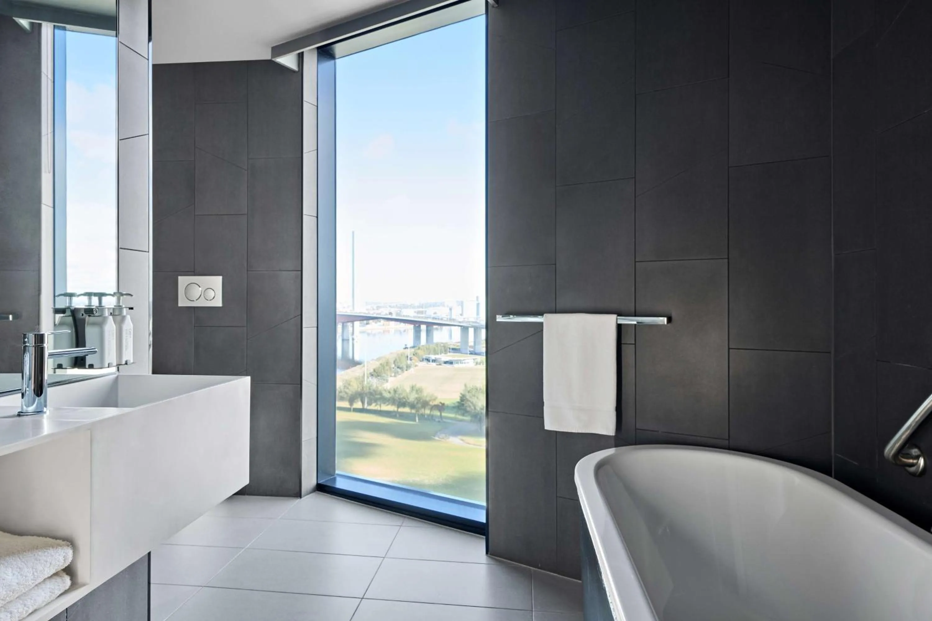 Bathroom in Four Points by Sheraton Melbourne Docklands
