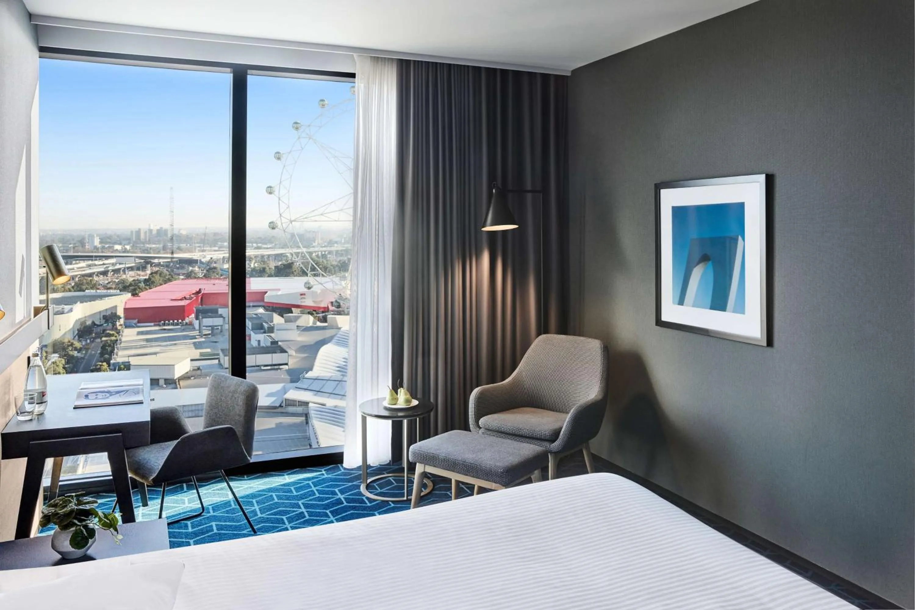 Bedroom, Bed in Four Points by Sheraton Melbourne Docklands