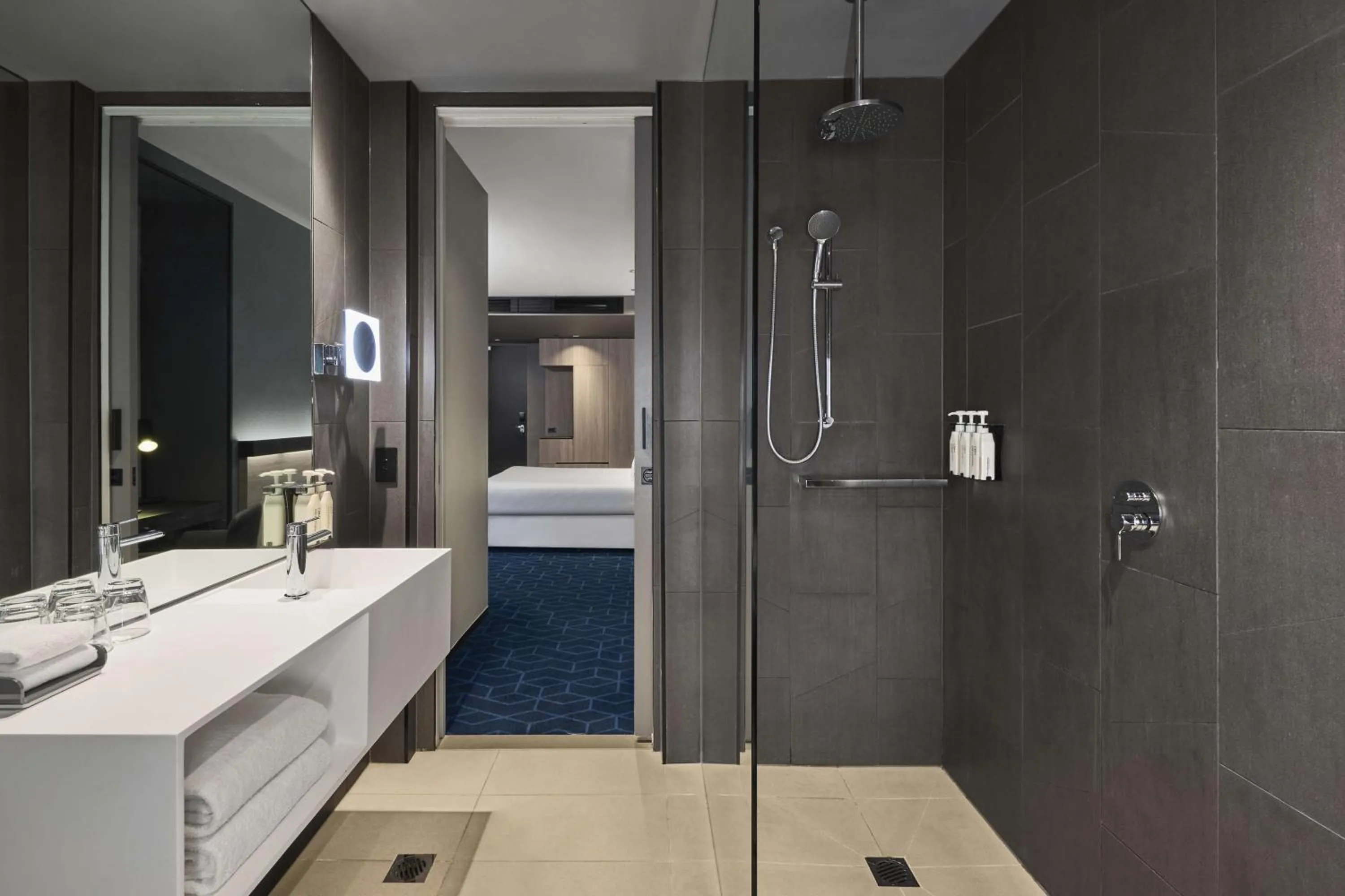 Bathroom in Four Points by Sheraton Melbourne Docklands