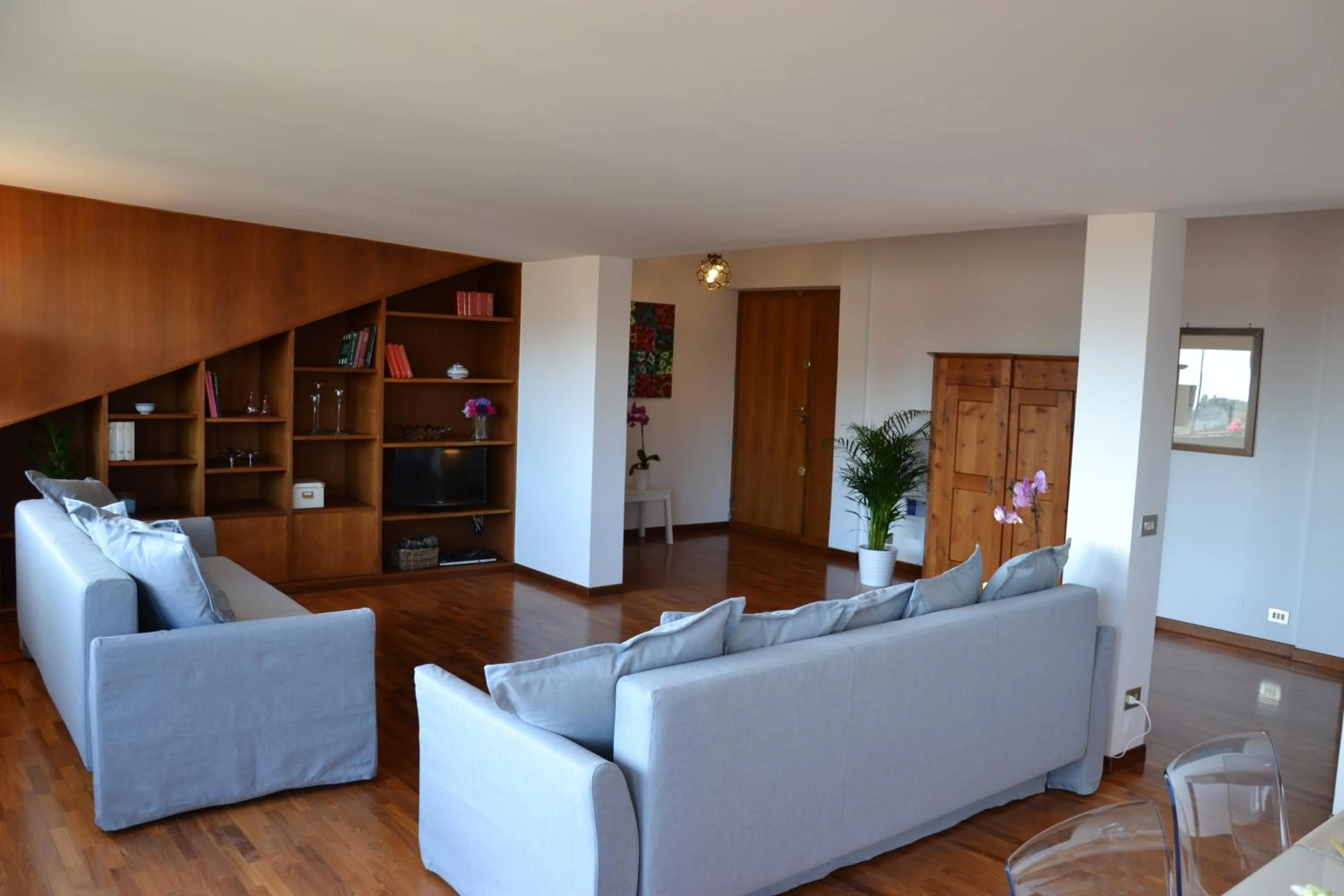 Penthouse Cardello Colosseum