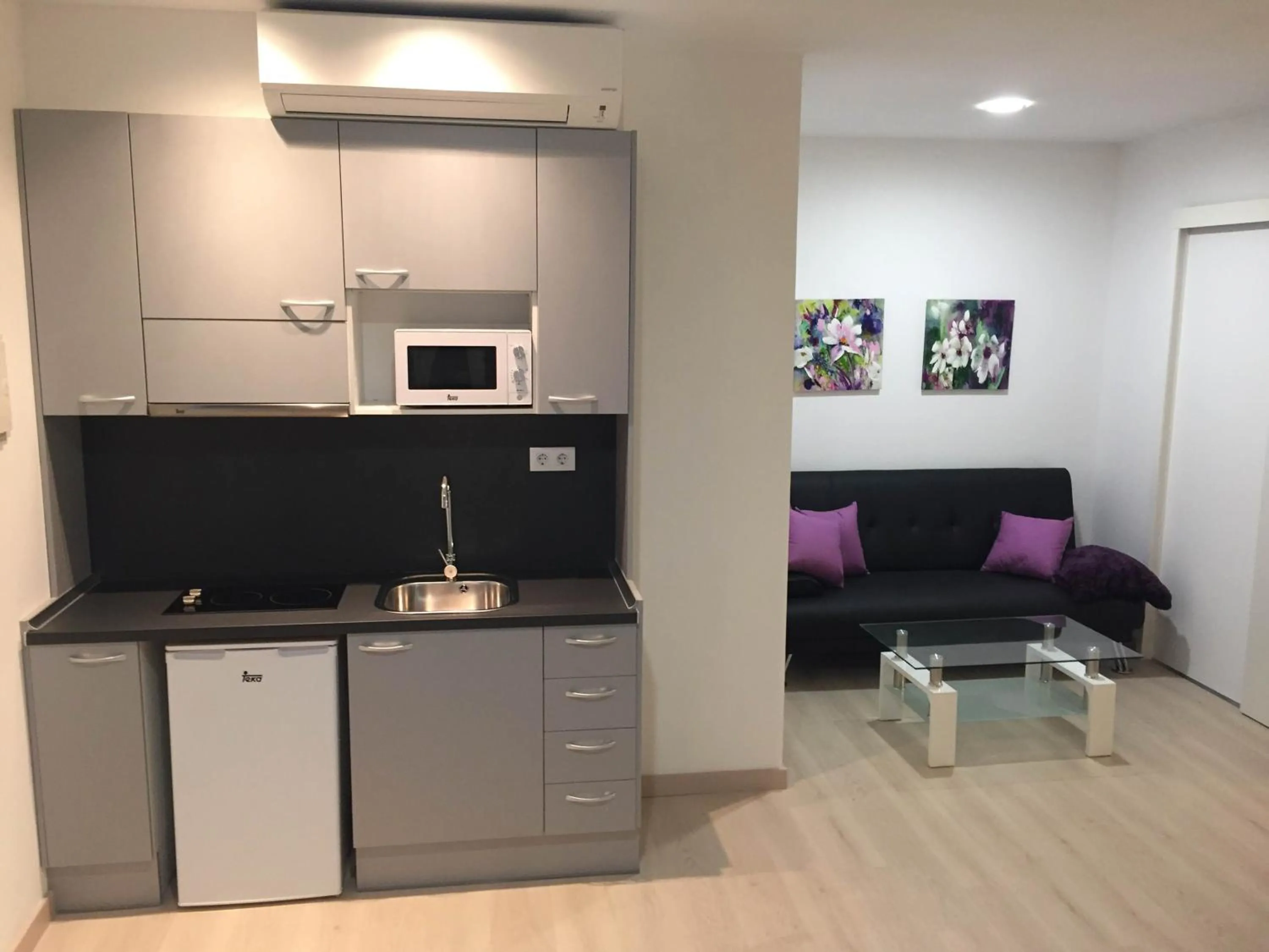 Living room in Apartahotel Baldiri