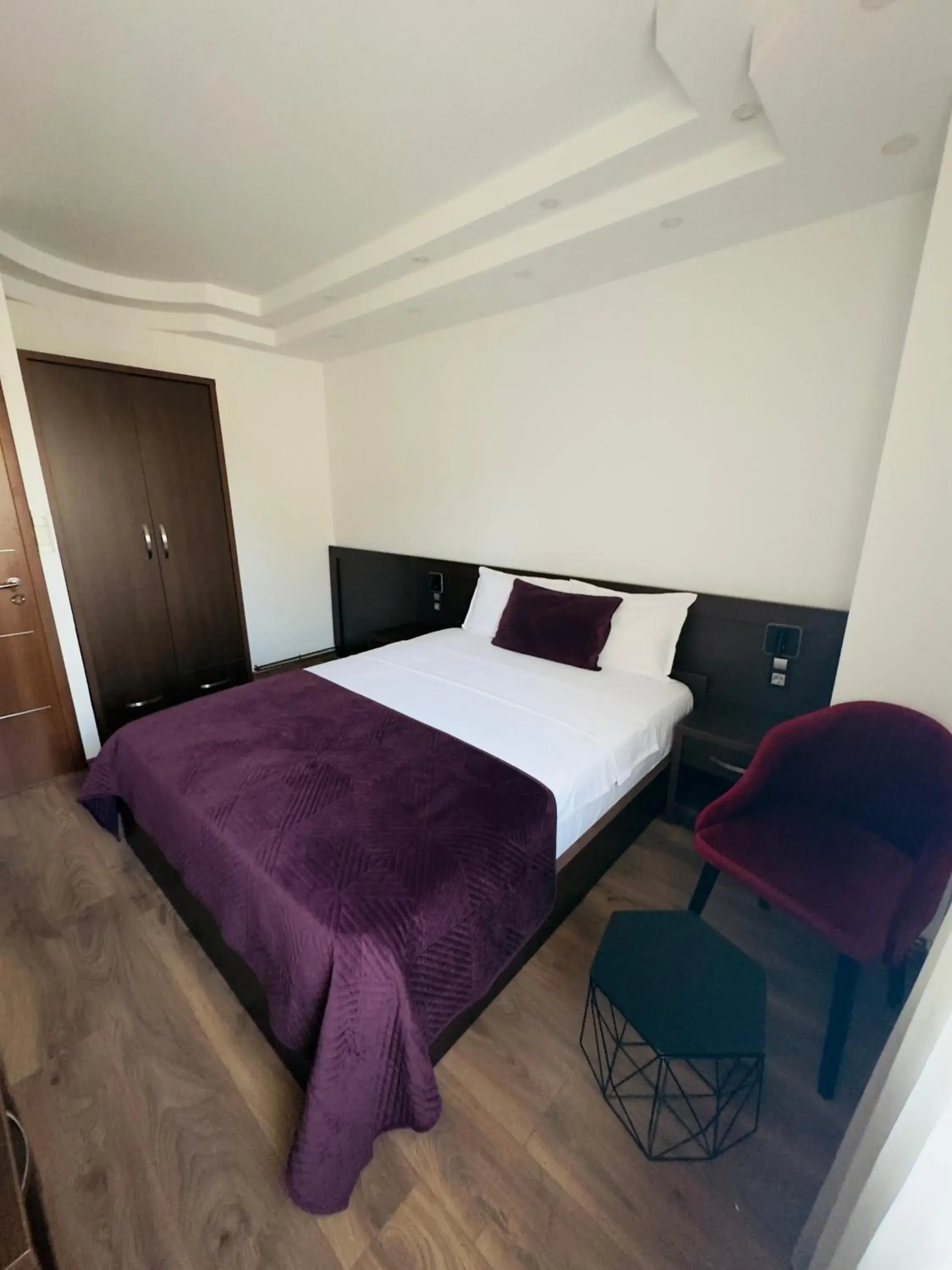 Double Room - single occupancy in Hotel Real Double Room - single occupancy in Hotel Real