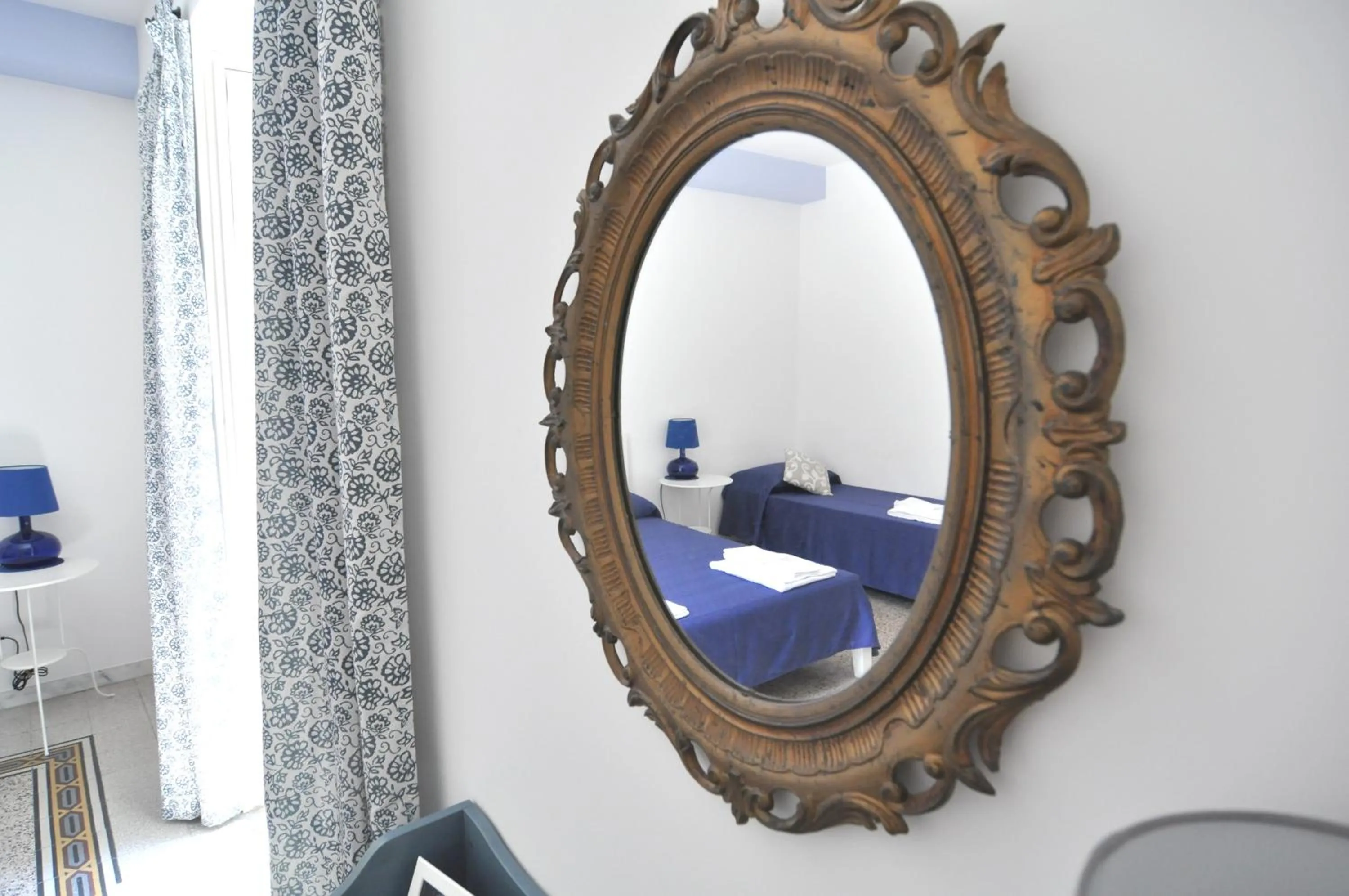 Decorative detail in B&B Alchimia Napoletana