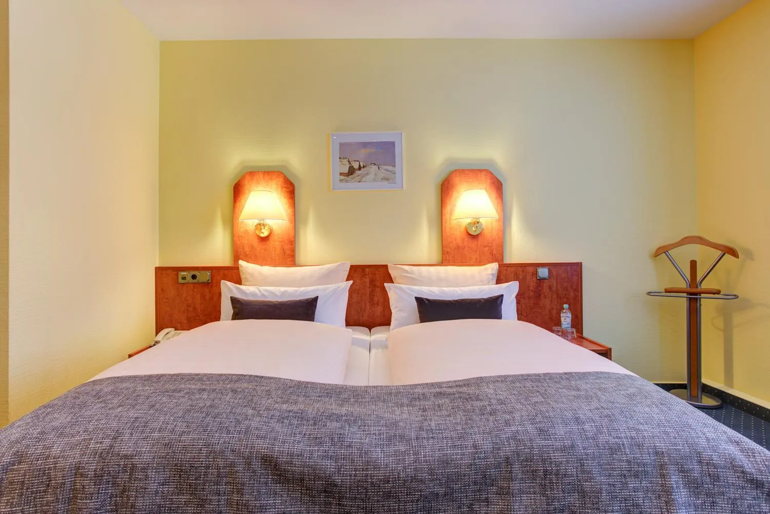 Bed in Hotel Elbinsel free parking