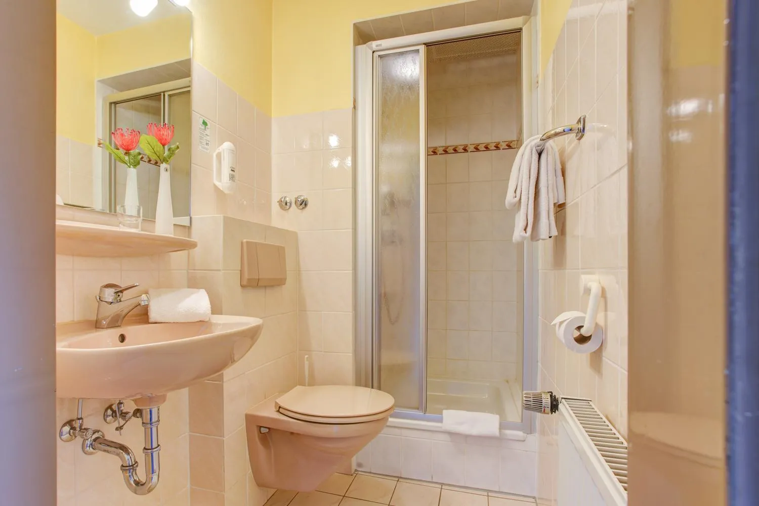 Hotel Elbinsel free parking