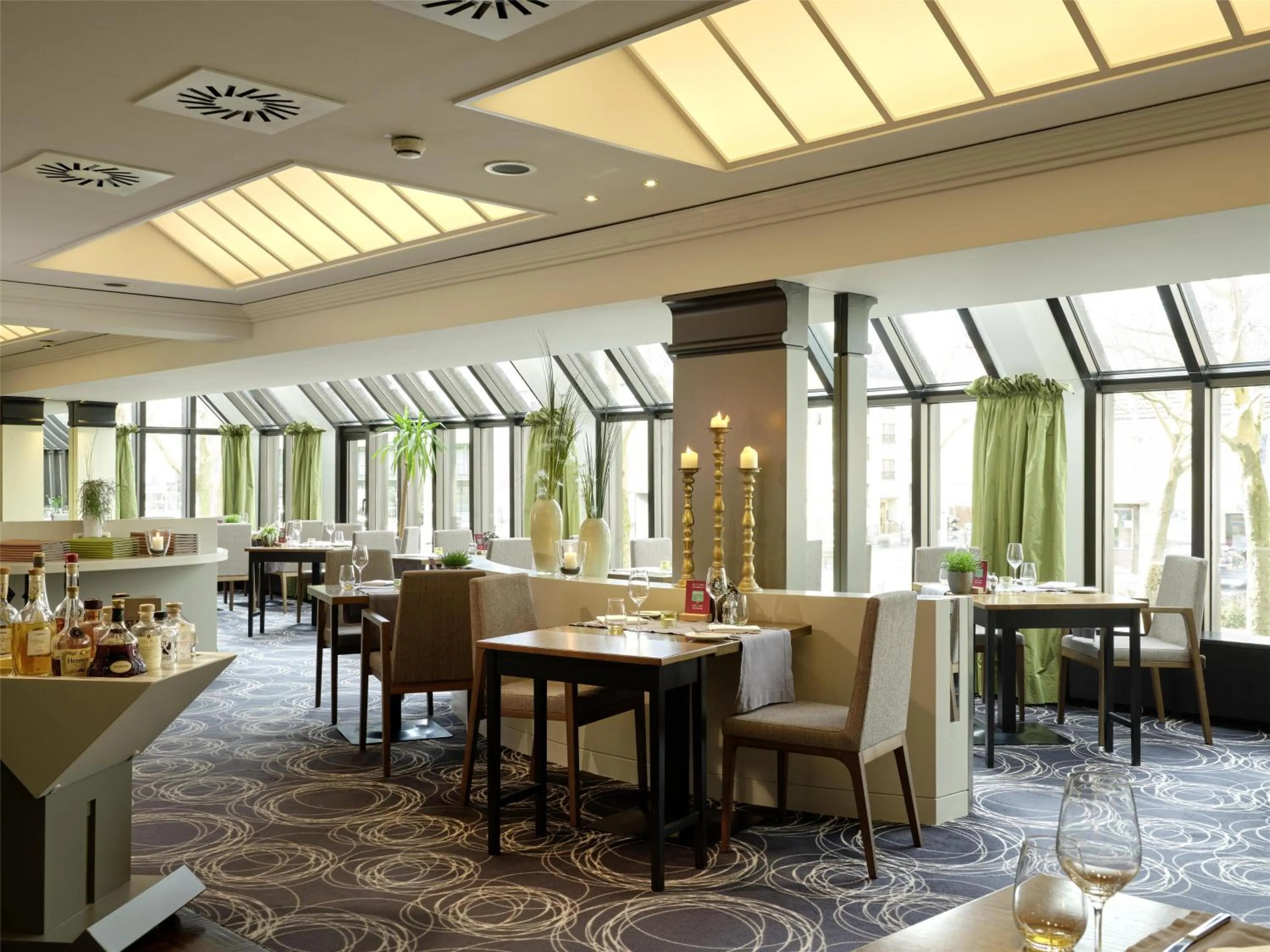 Food and drinks in Best Western Plus Arosa Hotel