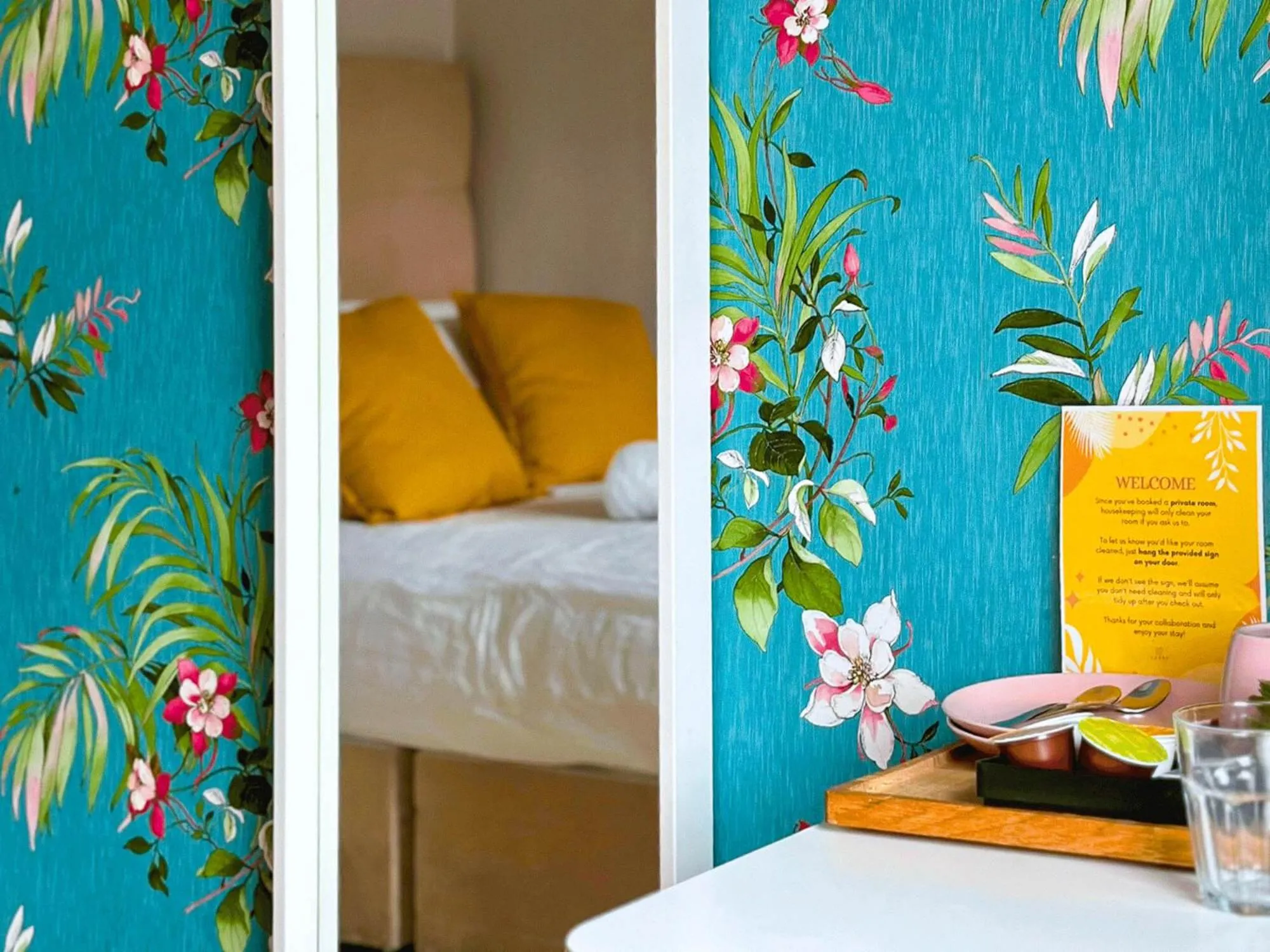 Shower, Bed in Gardiner House Hostel