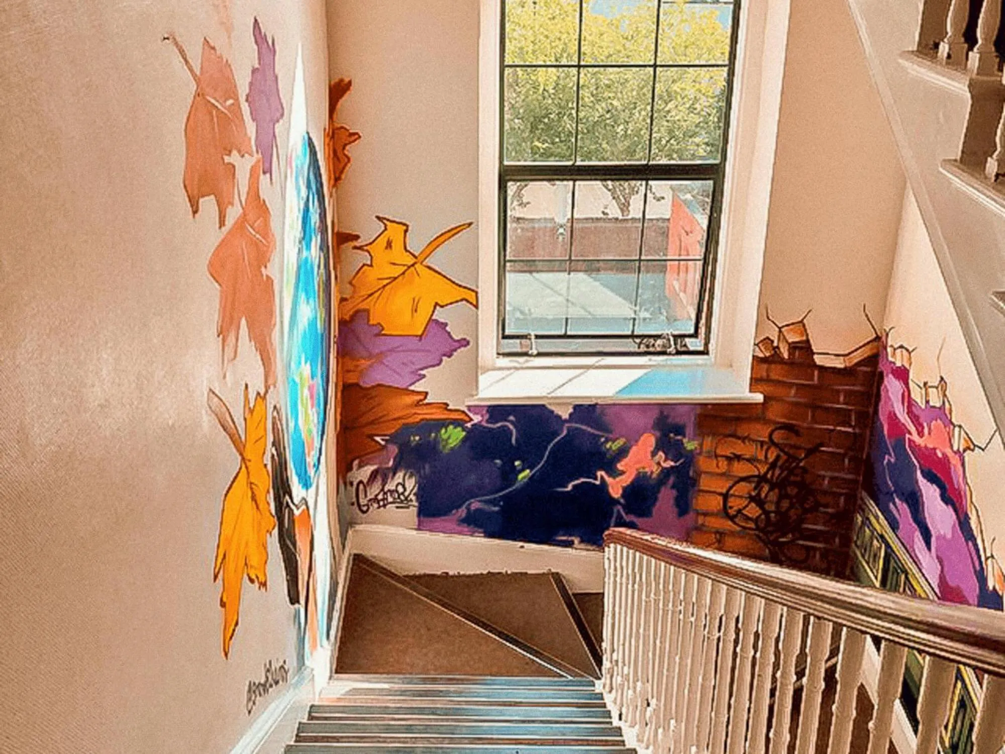 Decorative detail in Gardiner House Hostel