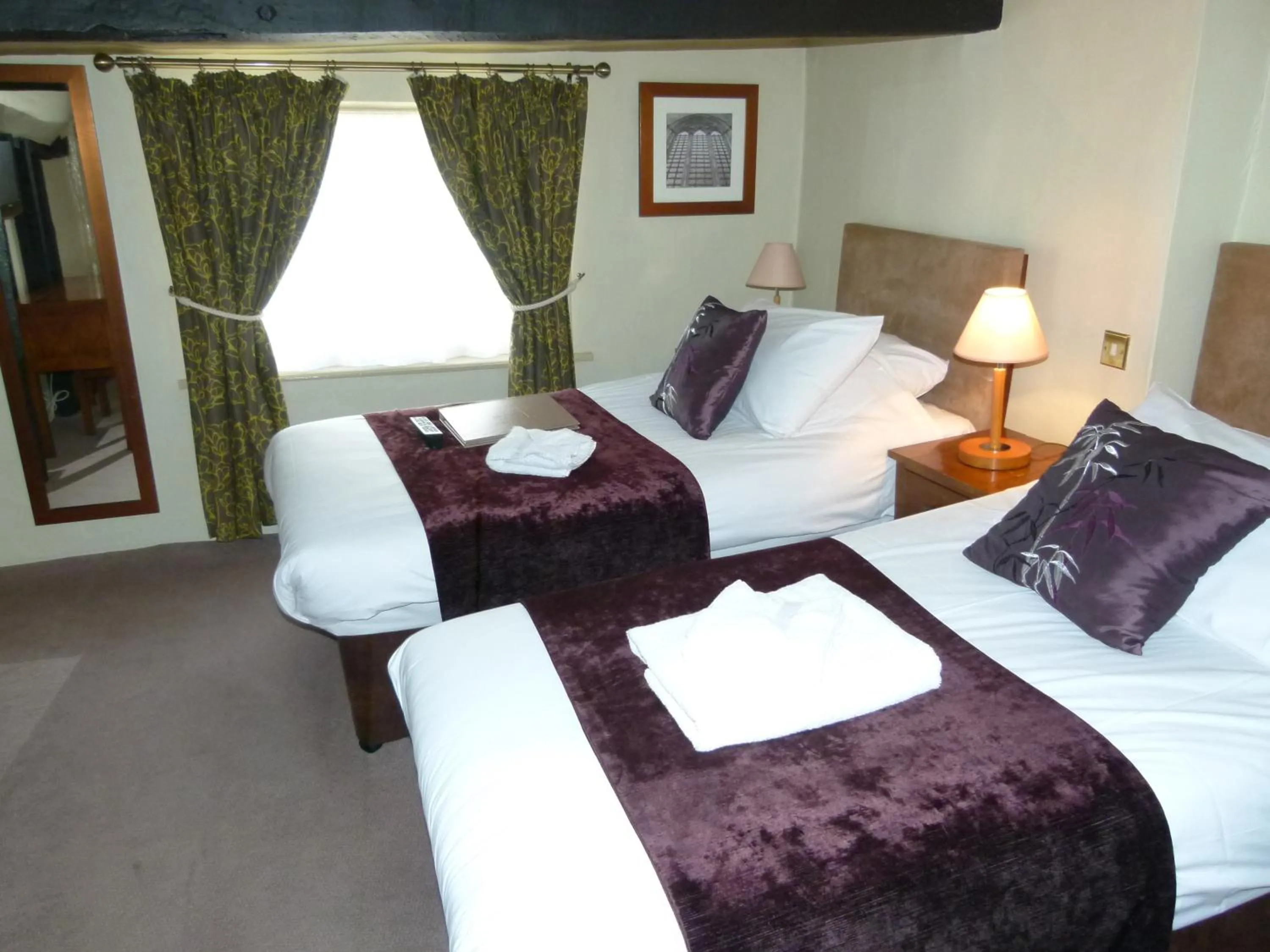 Bed in The Talbot Hotel