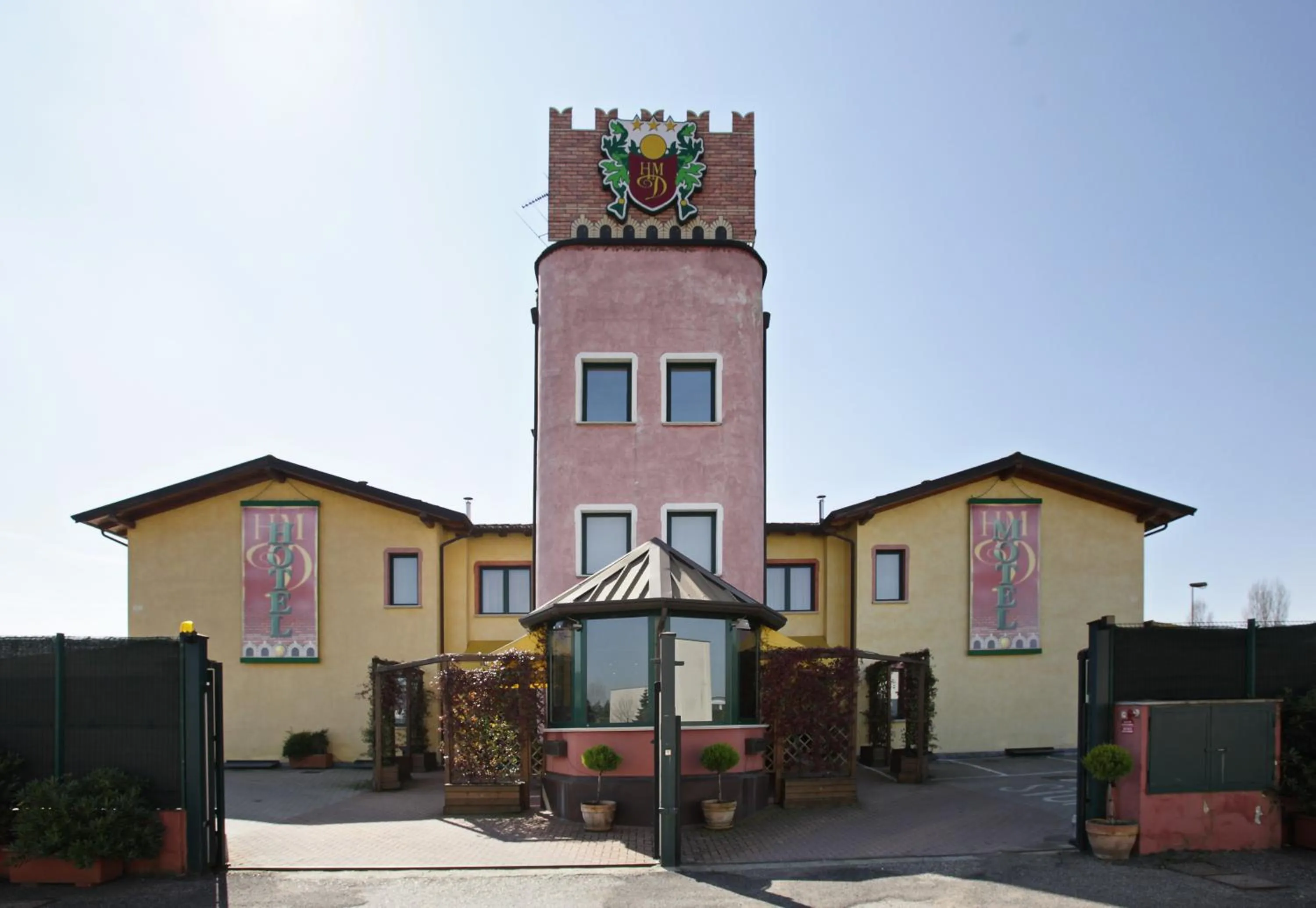 Property building in Hotel Motel Del Duca-Pavia