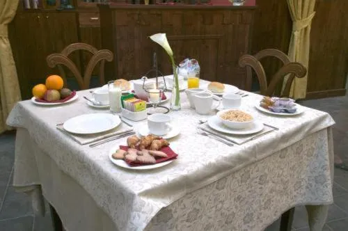 Food in Hotel Motel Del Duca-Pavia