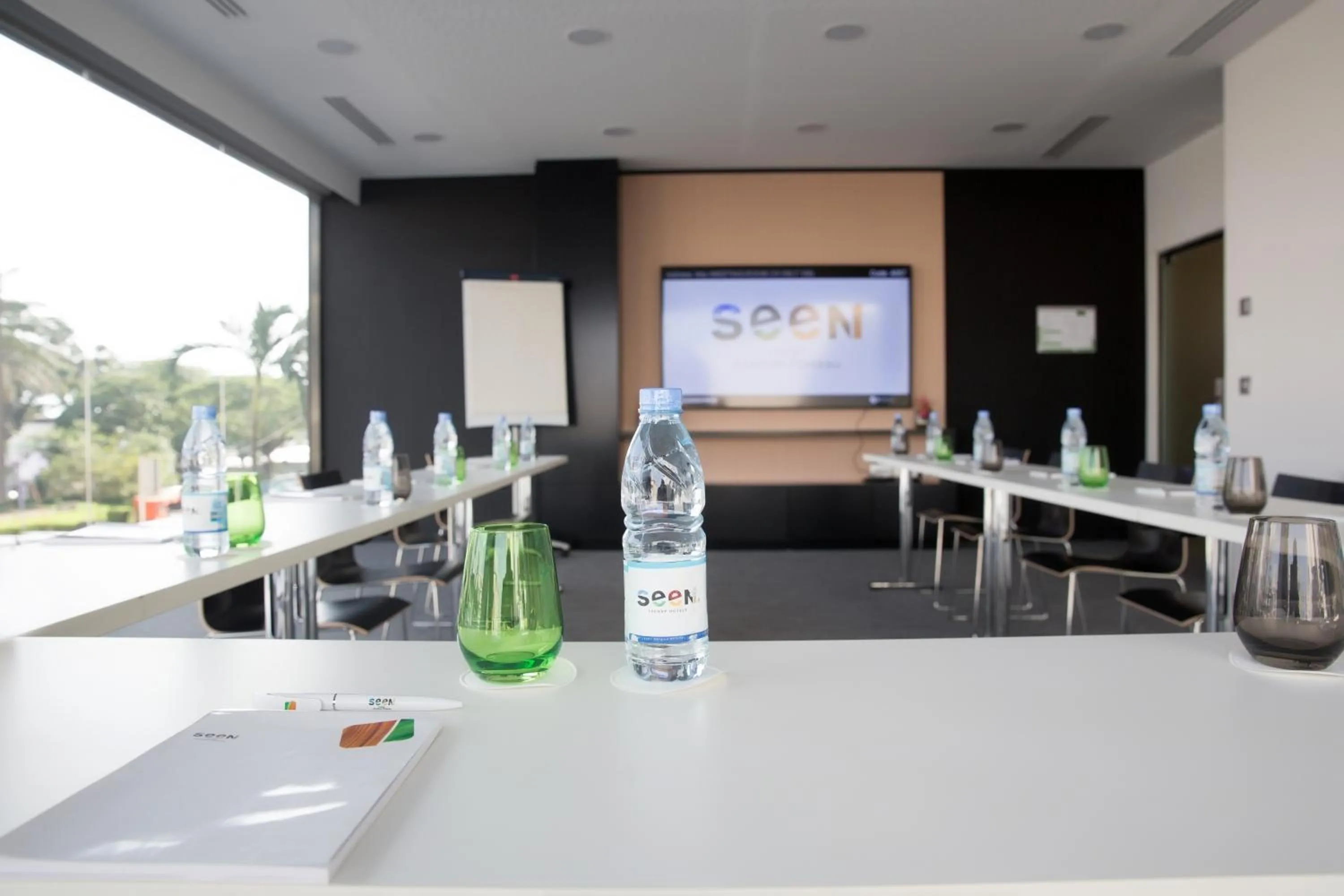 Banquet/Function facilities in Seen Hotel Abidjan Plateau