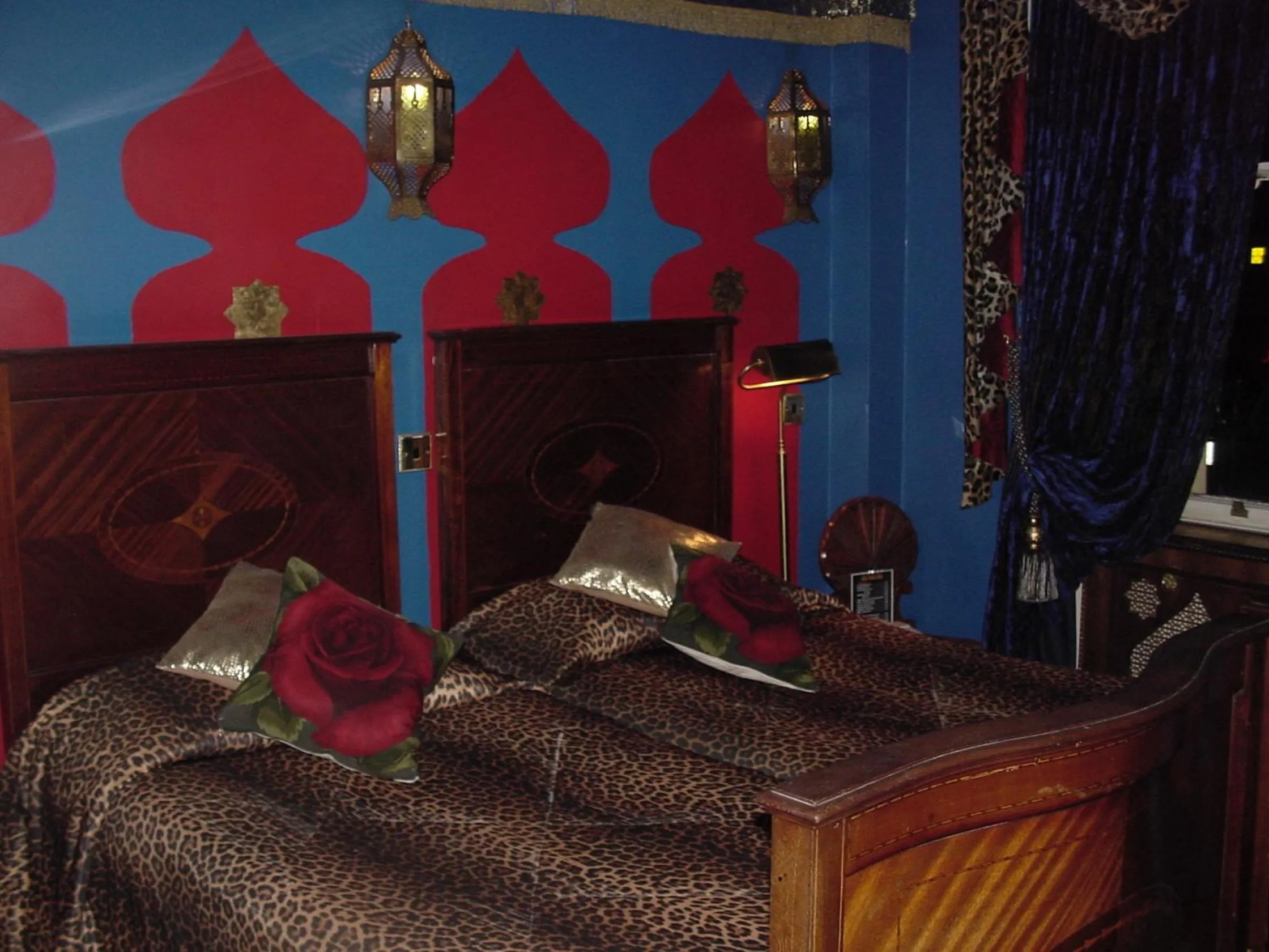 Bed in Pavilion Hotel