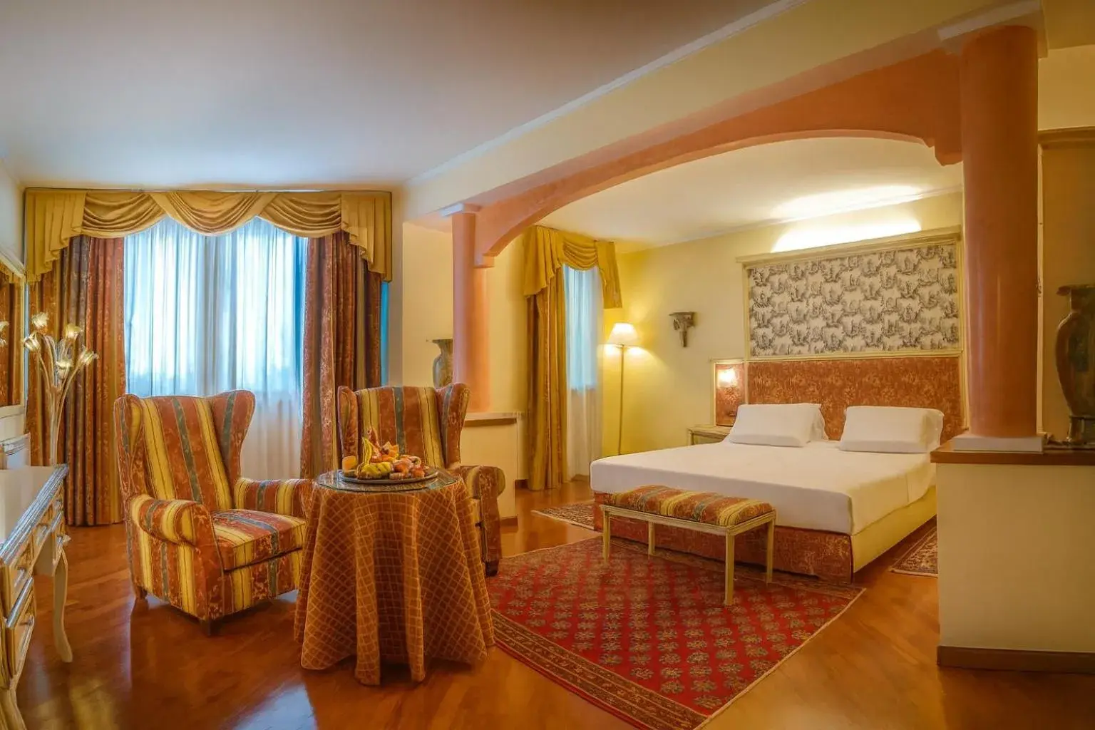 King Suite in LVG Hotel Collection - La Bussola King Suite in LVG Hotel Collection - La Bussola