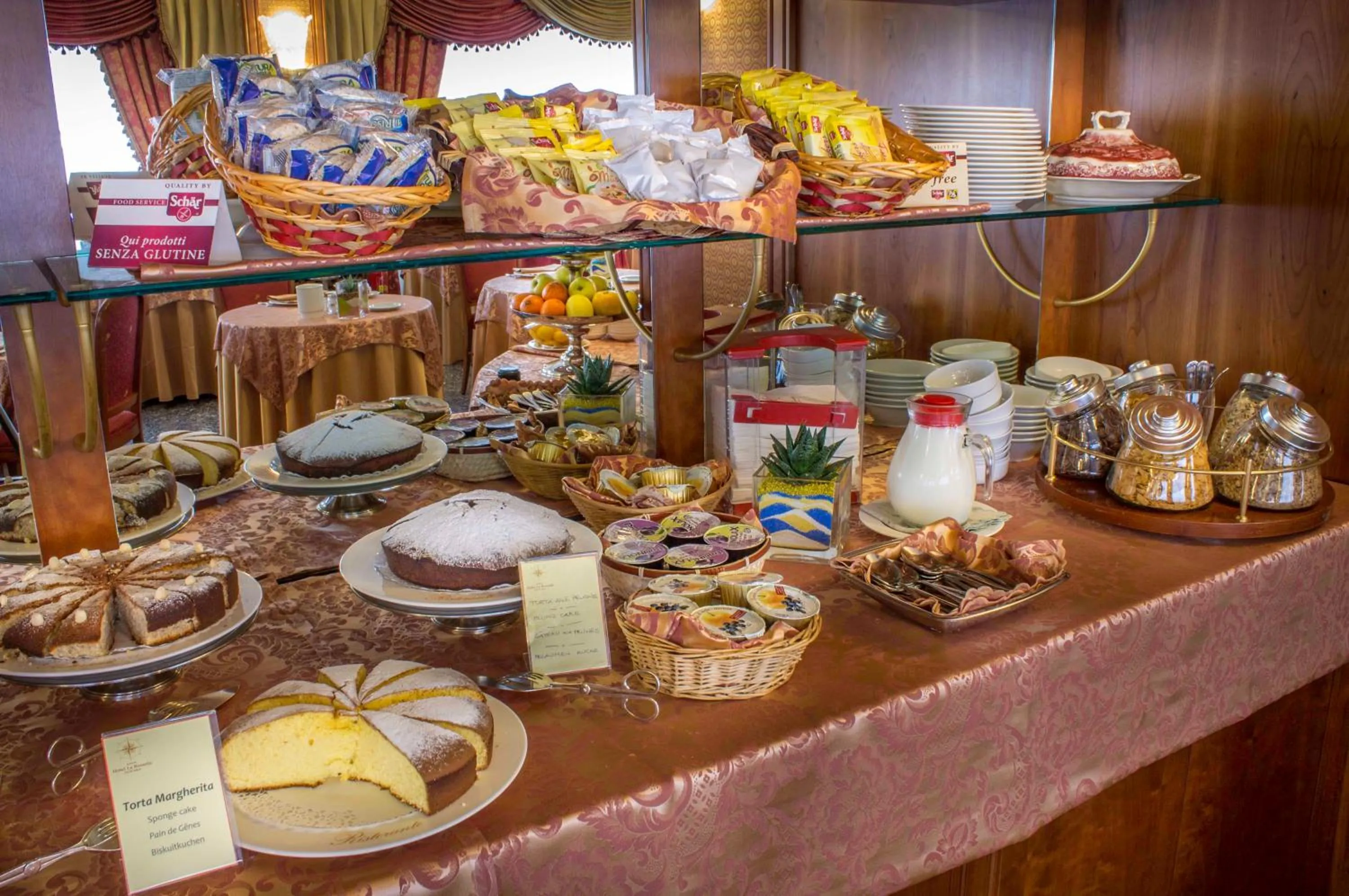 Restaurant/places to eat in Hotel La Bussola