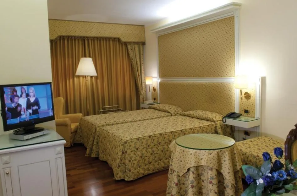 Bed in Hotel La Bussola