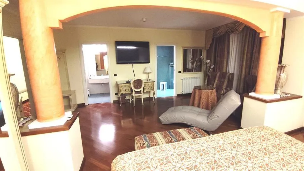 Bed in LVG Hotel Collection - La Bussola