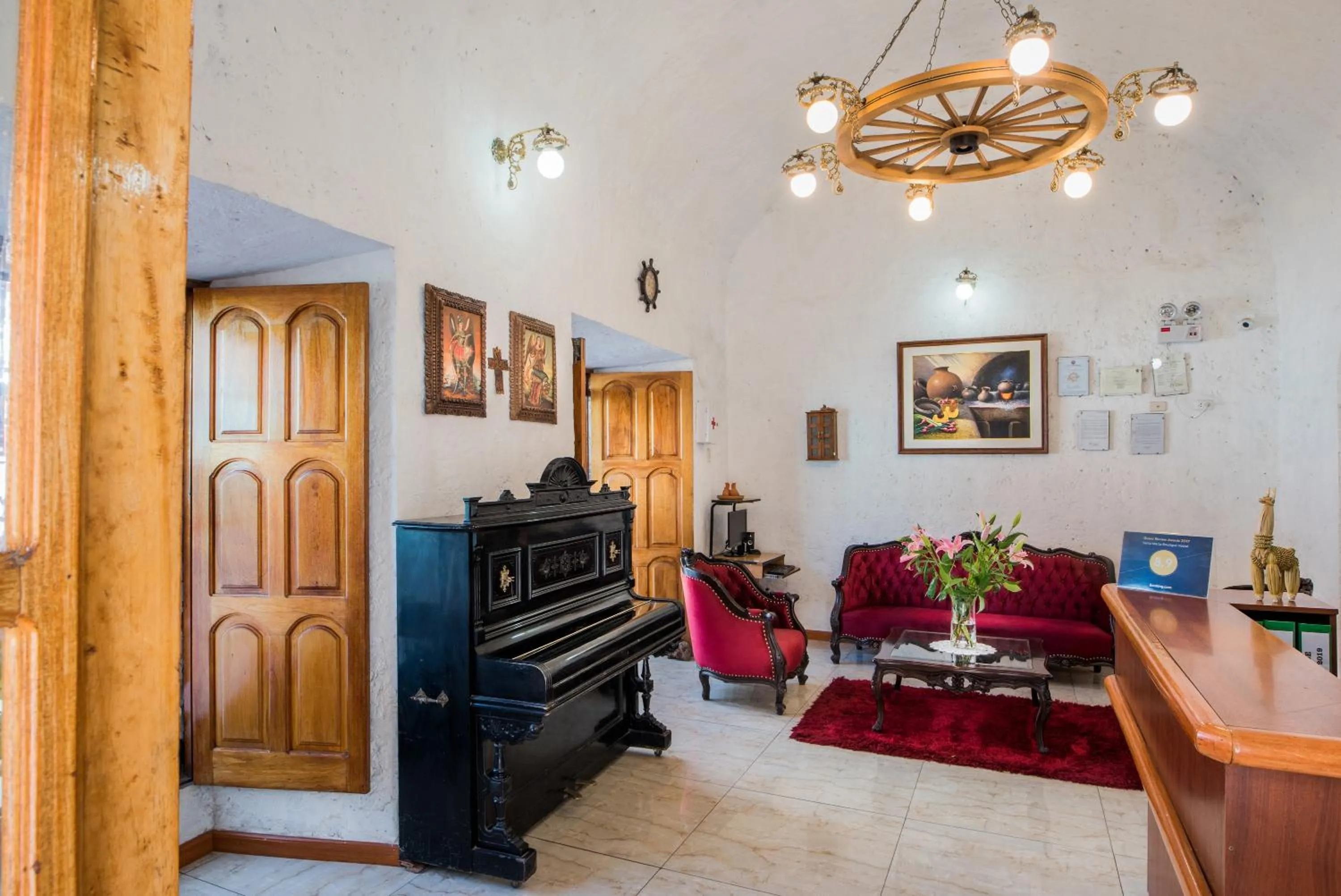 Lobby or reception in Santa Marta Hotel