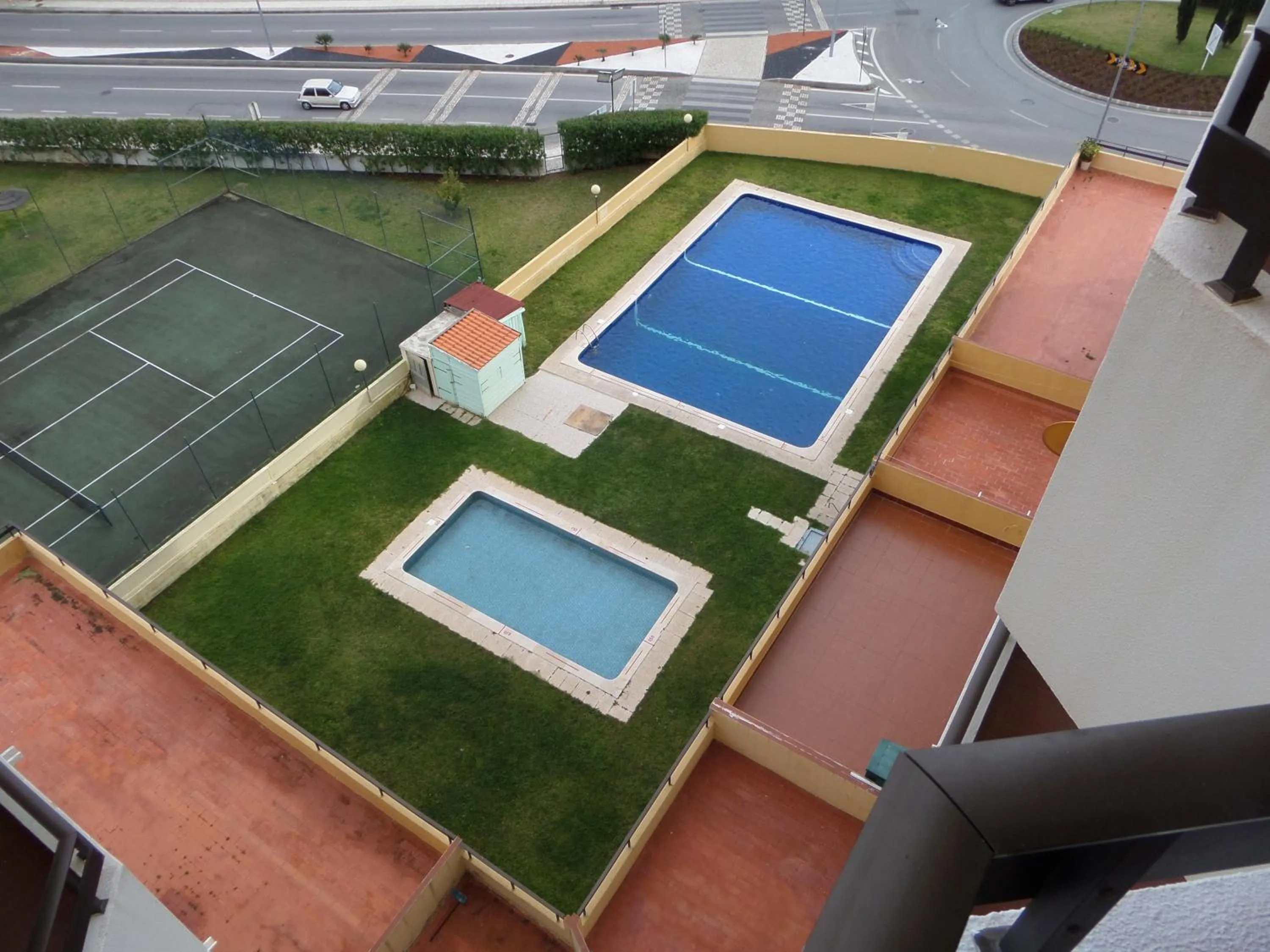 Swimming pool in Estudio Clube dos Arcos