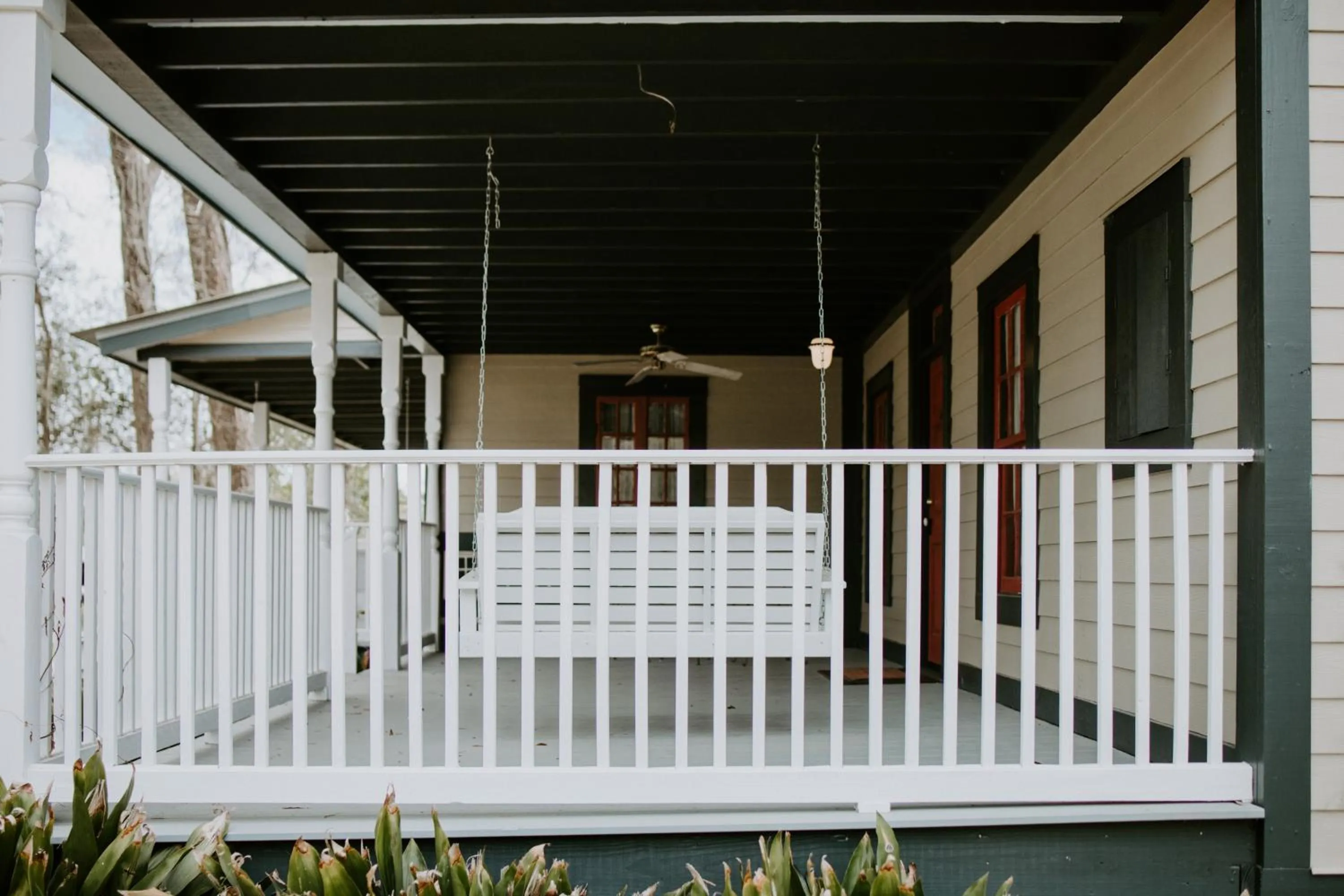 Patio in Maison Mouton Bed & Breakfast