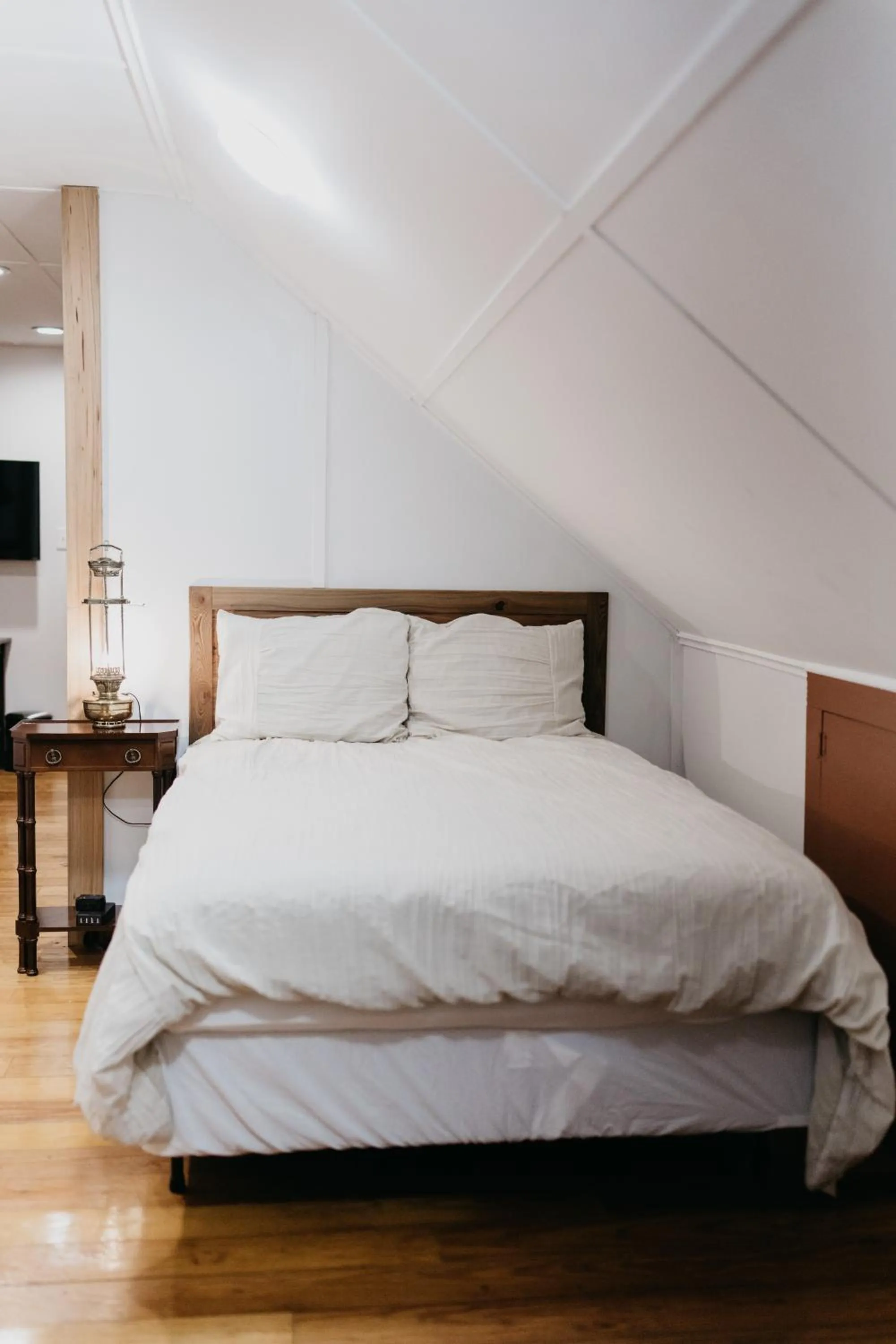 Bedroom, Bed in Maison Mouton Bed & Breakfast