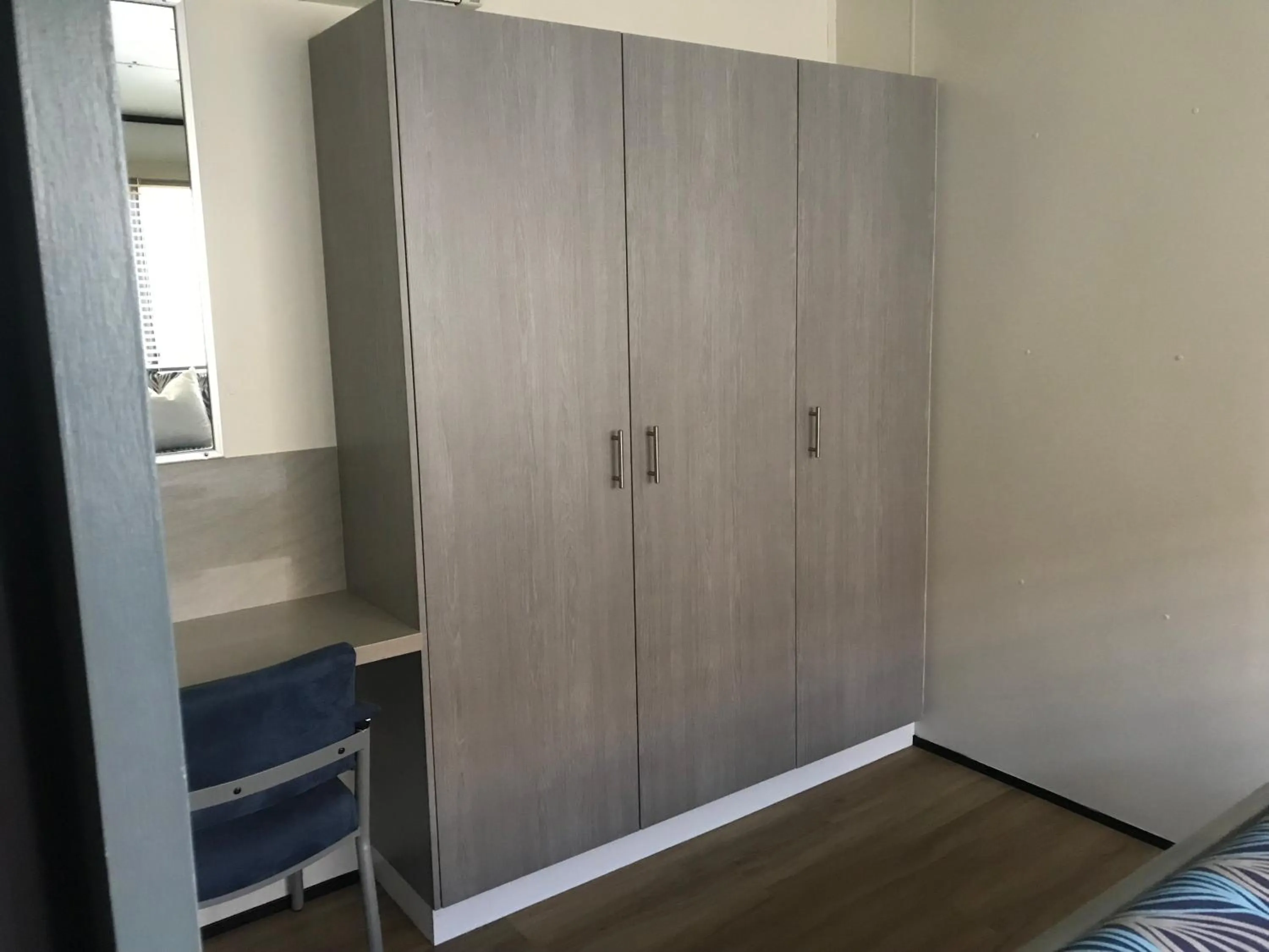 wardrobe in Broome Vacation Village