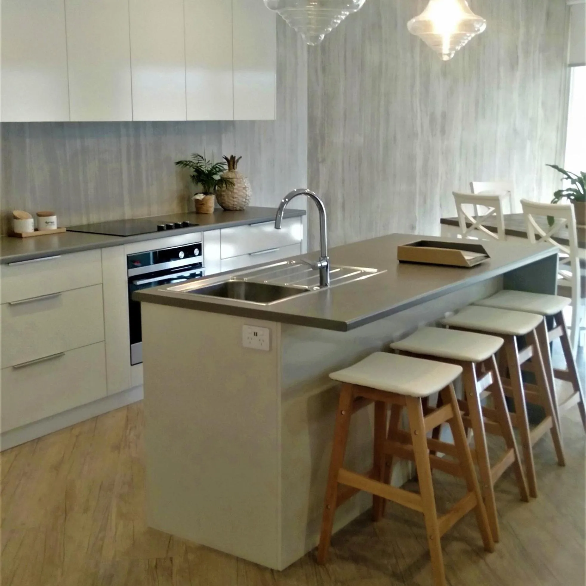 Kitchen or kitchenette in Robe Marina Accommodation