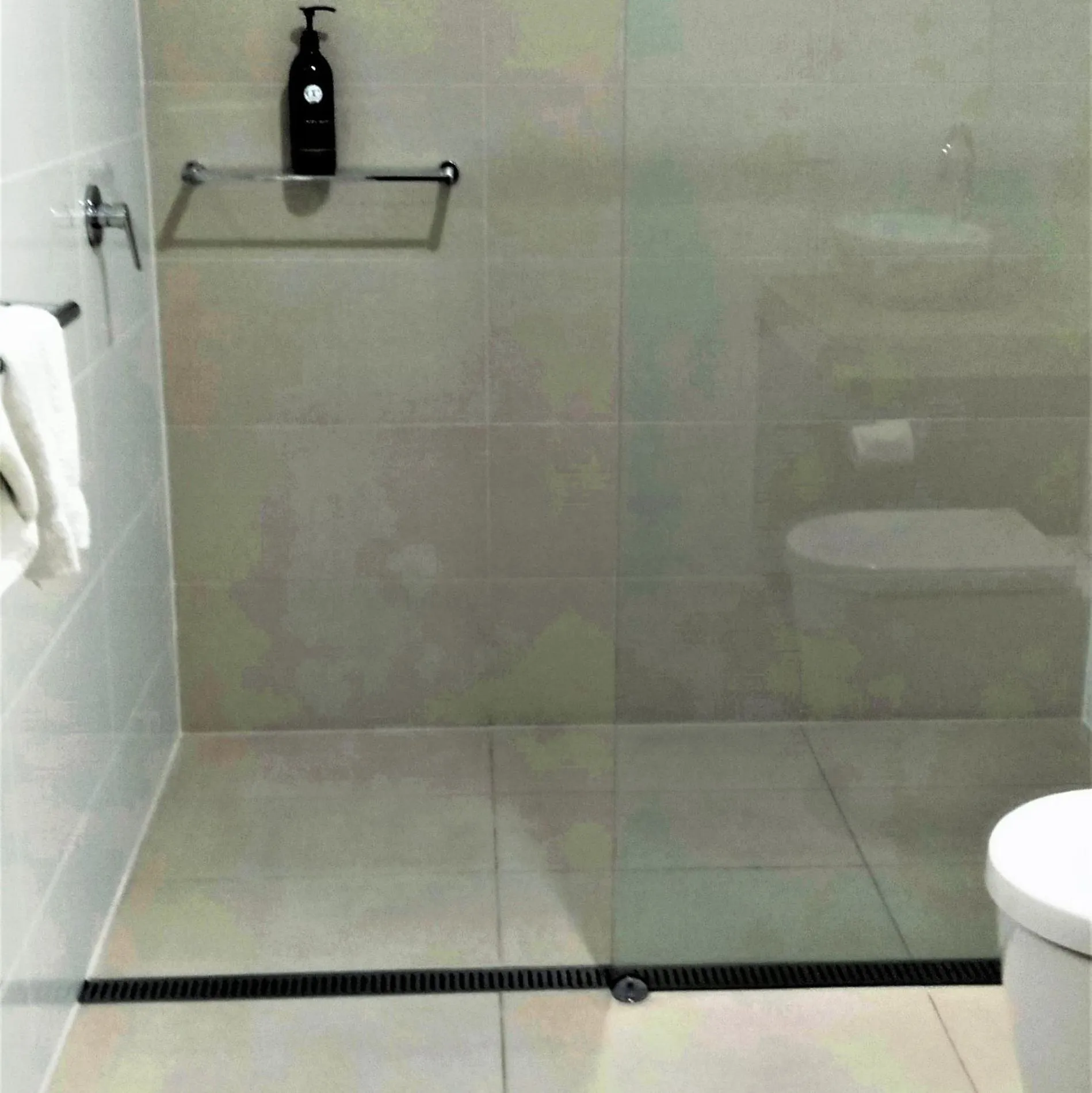 Bathroom in Robe Marina Accommodation