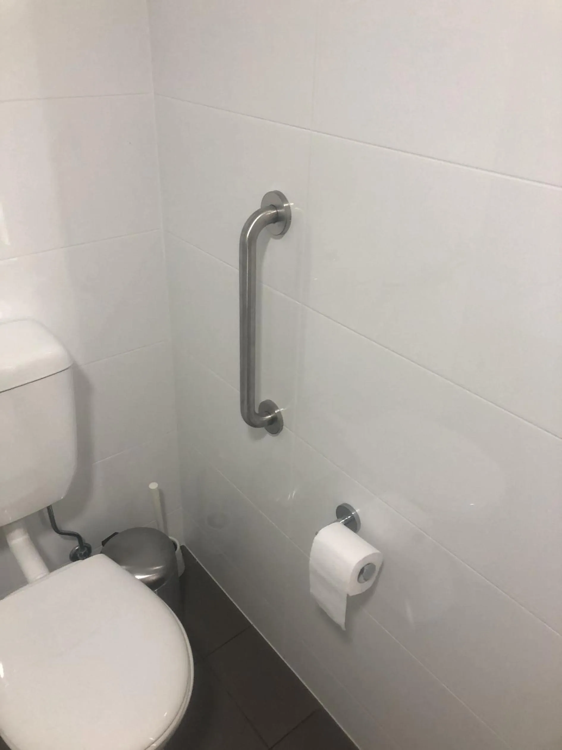 Bathroom in Robe Marina Accommodation