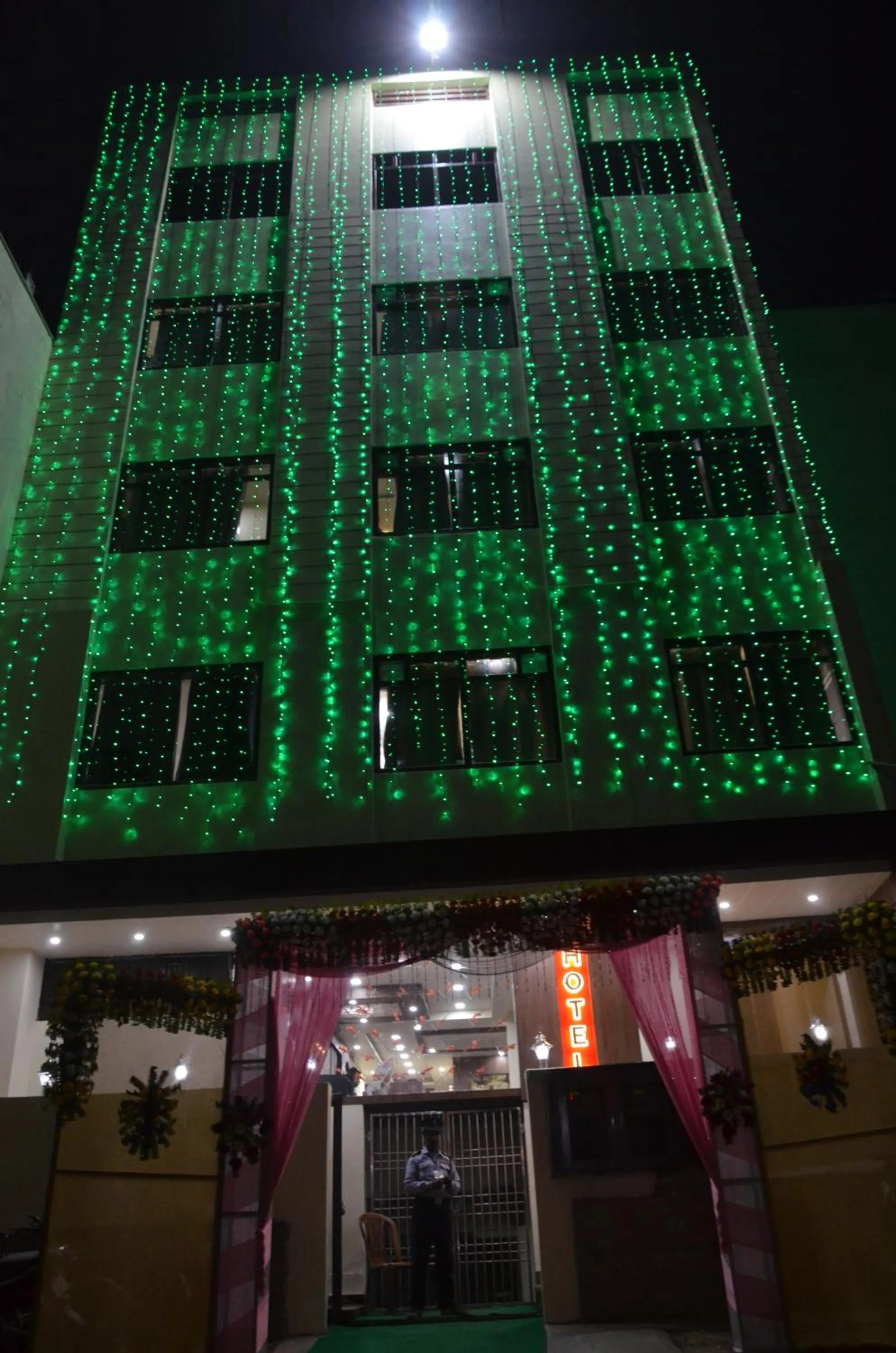 Facade/entrance in Hotel Rahil Palace