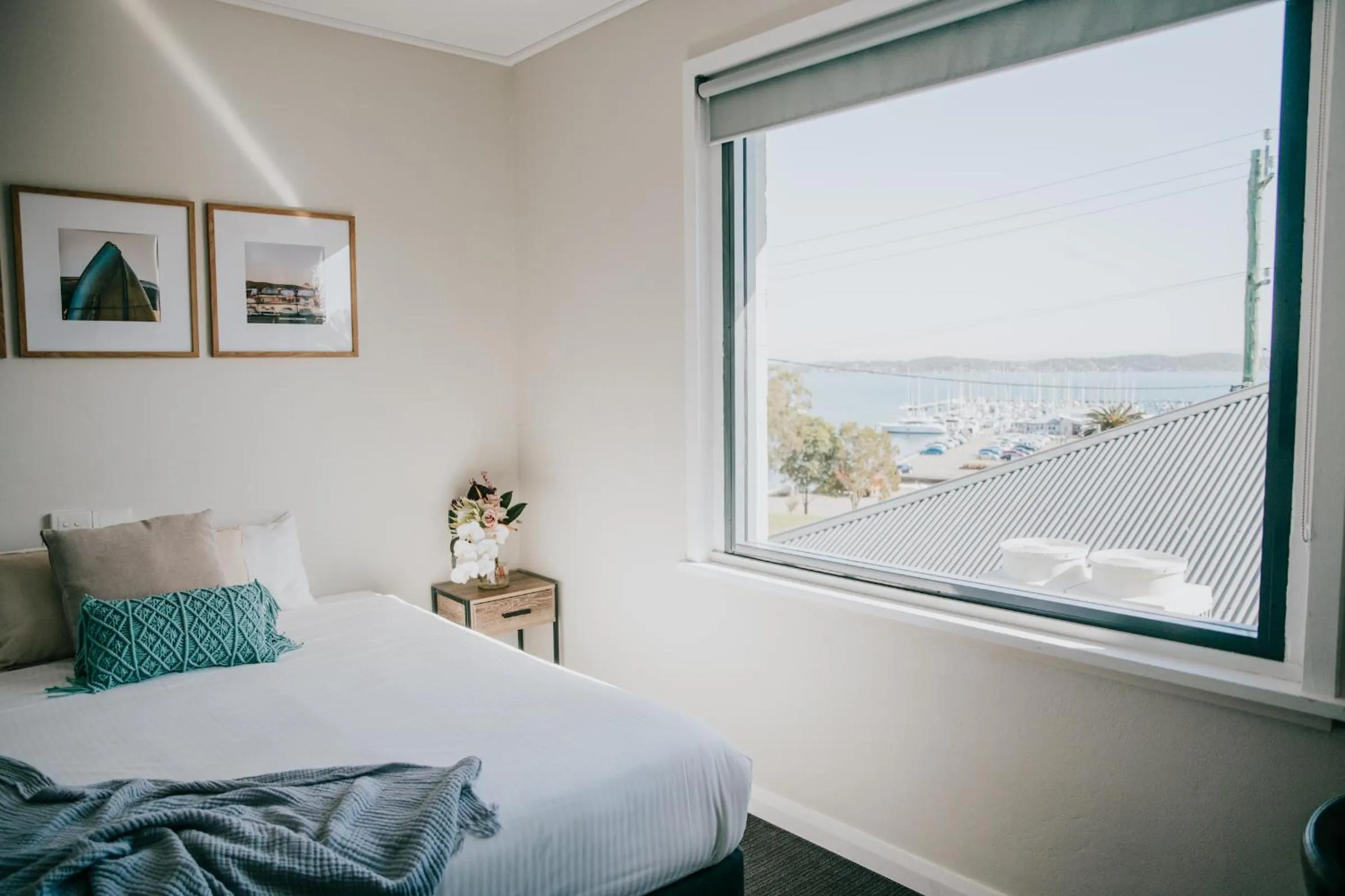 Bedroom, Bed in Gunyah Hotel