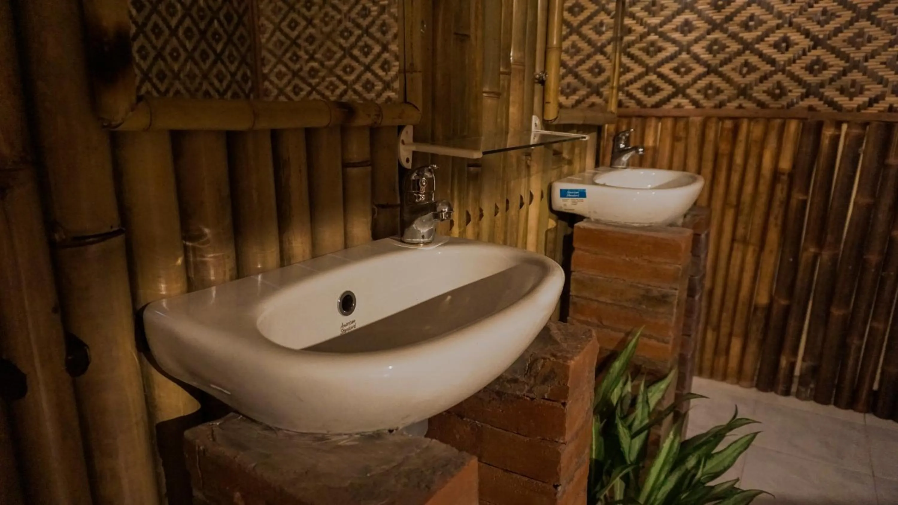 Bathroom in Glory Homestay