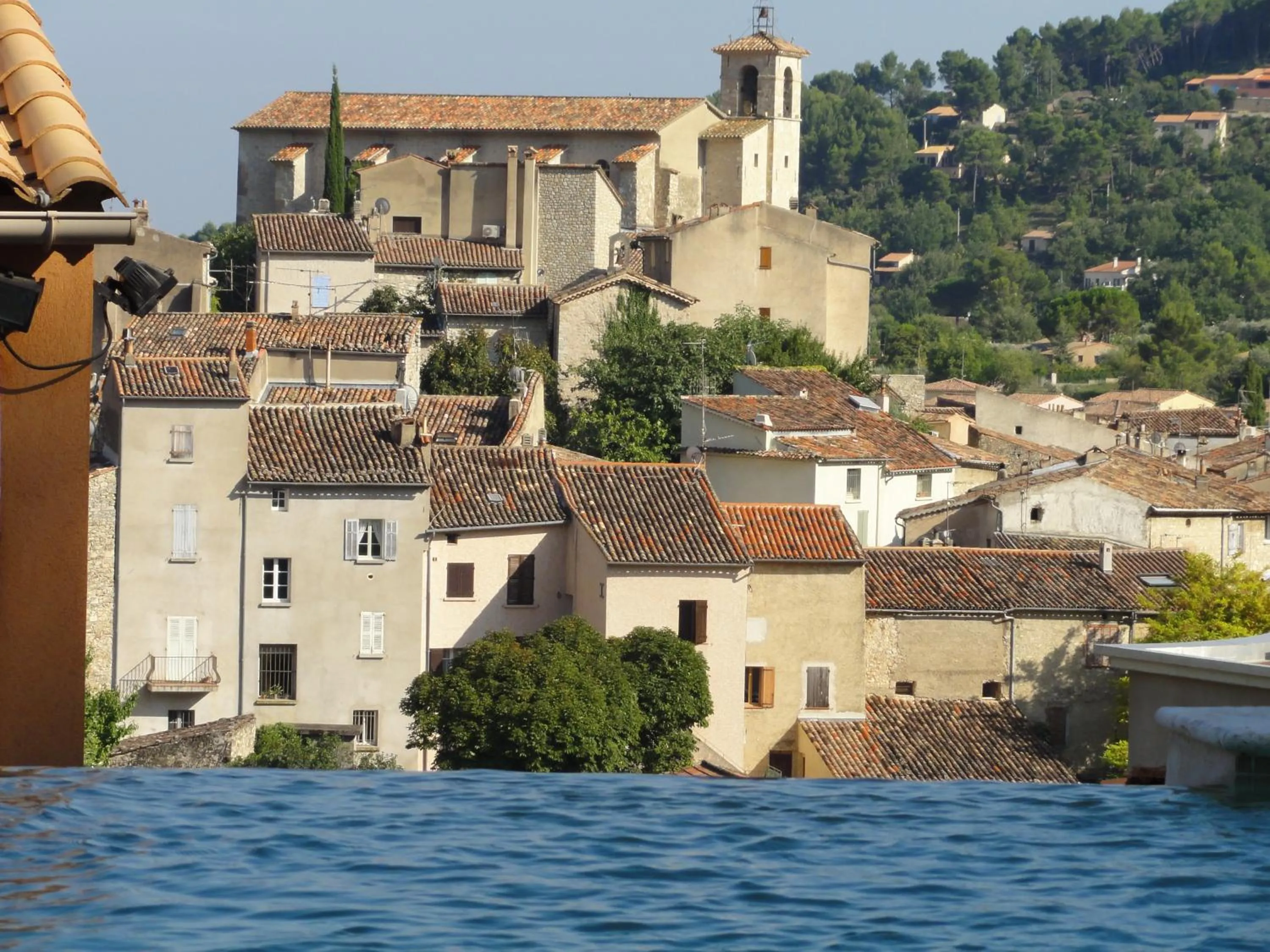 Off site in La roque