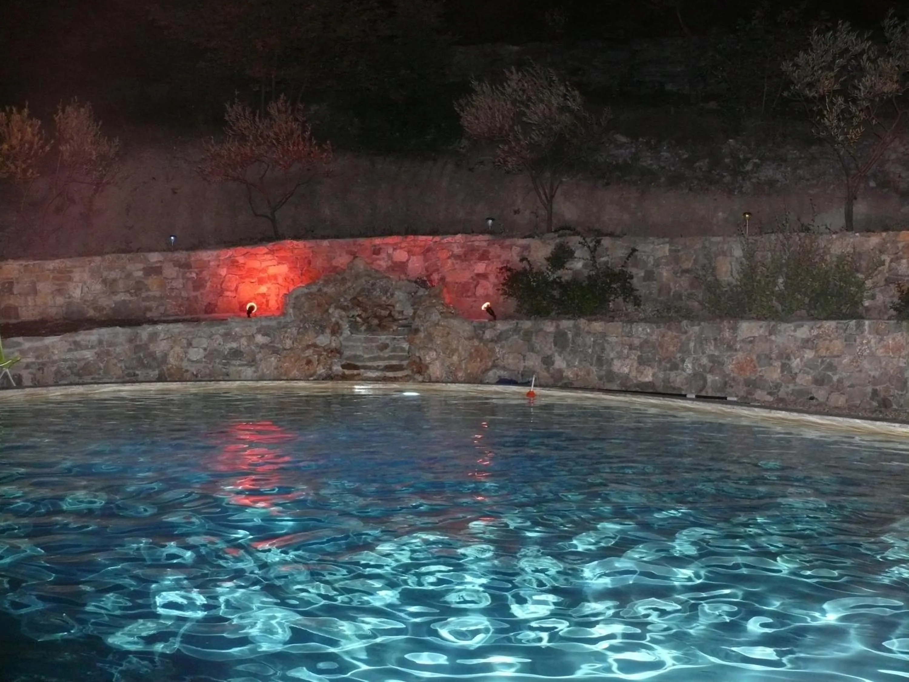 Pool view in La roque