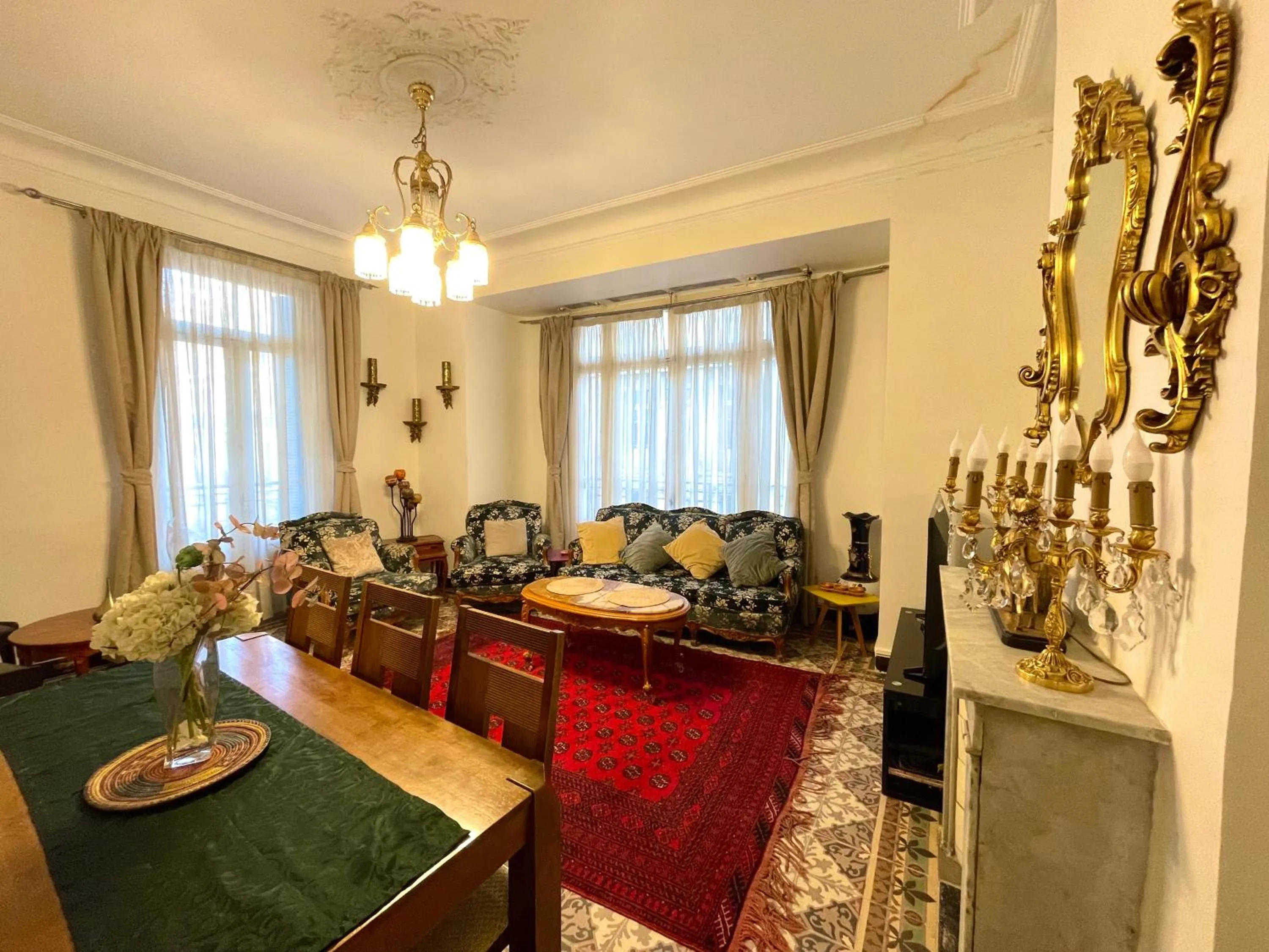 Appartement Dans Immeuble Haussmanien