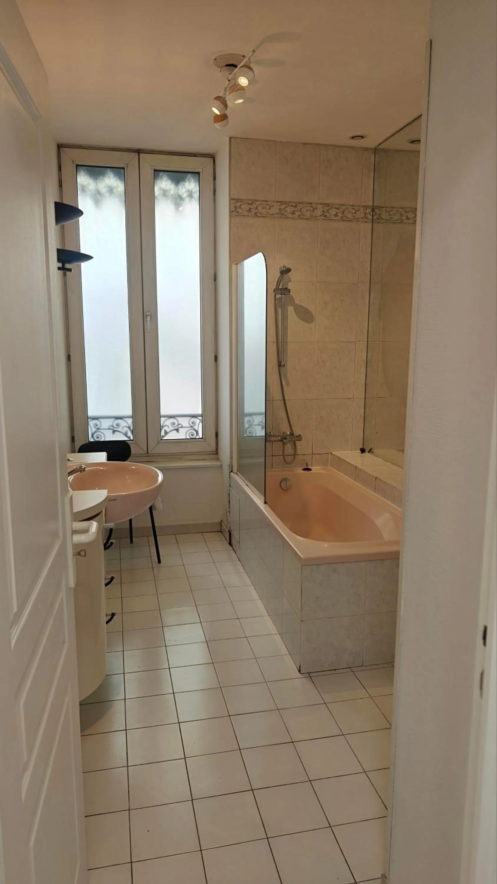 Bathroom in Residence Metropole Toulouse