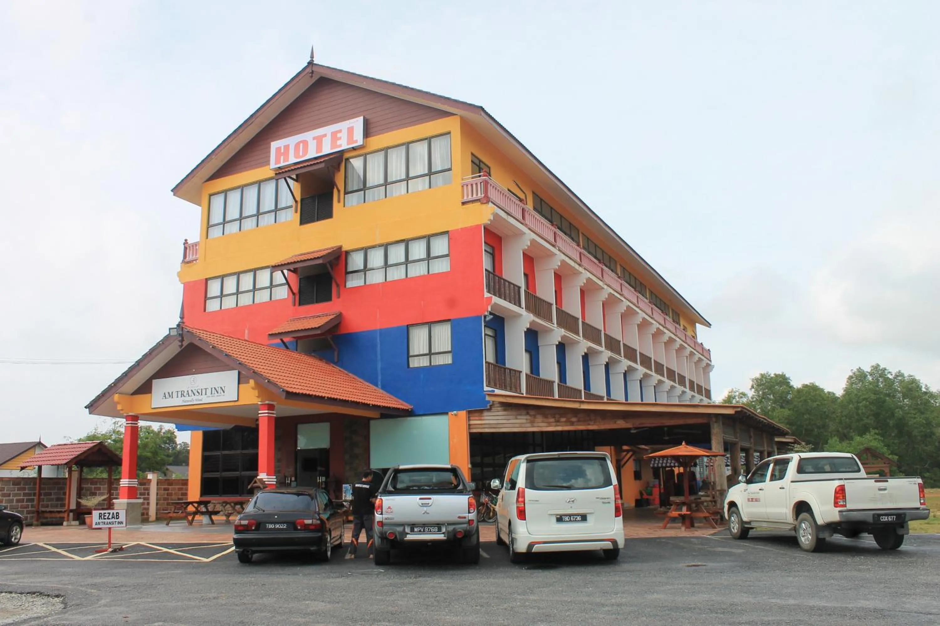 Facade/entrance in AM Transit Inn Kuala Terengganu