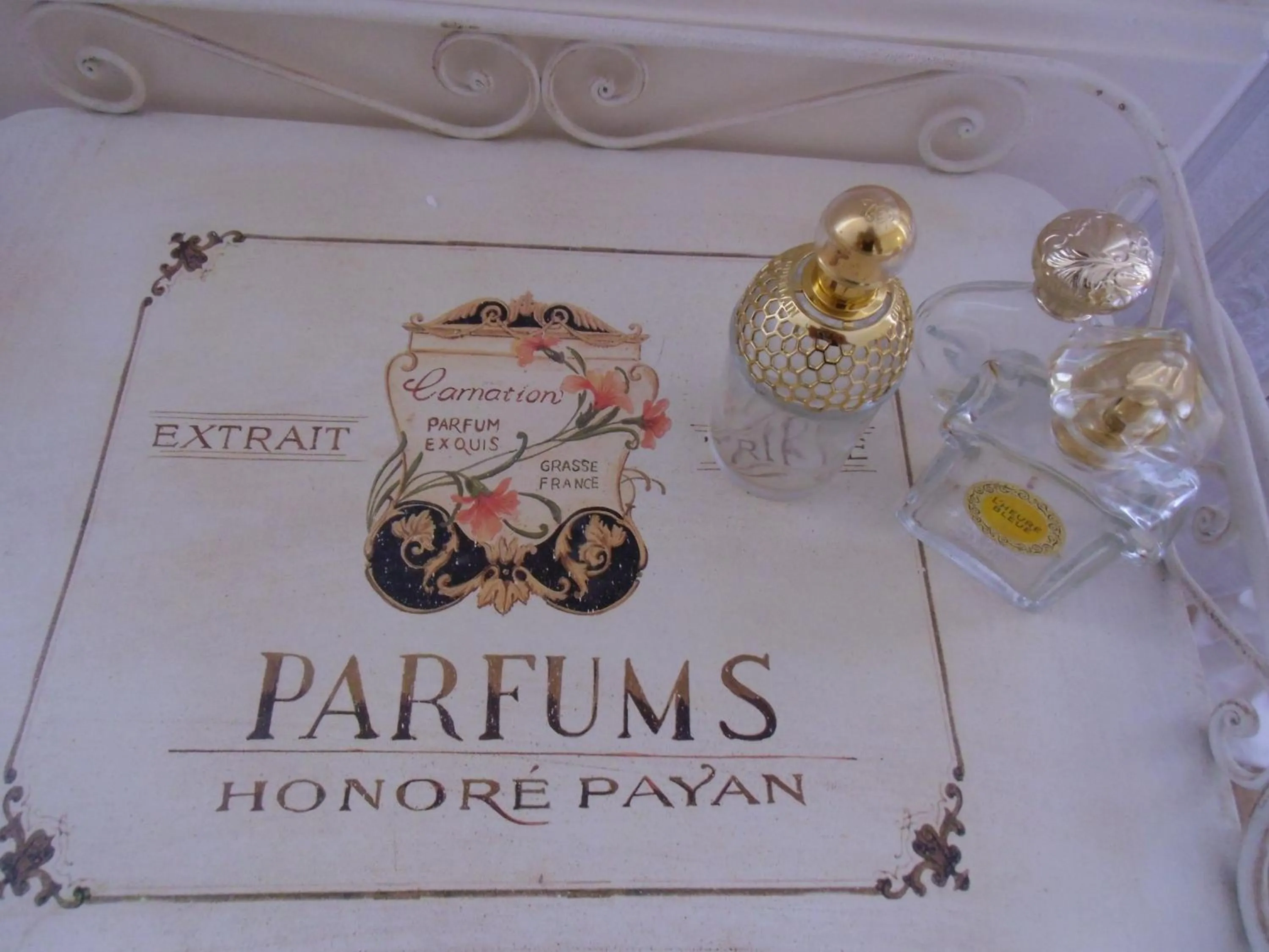 Decorative detail in Hôtel De La Providence