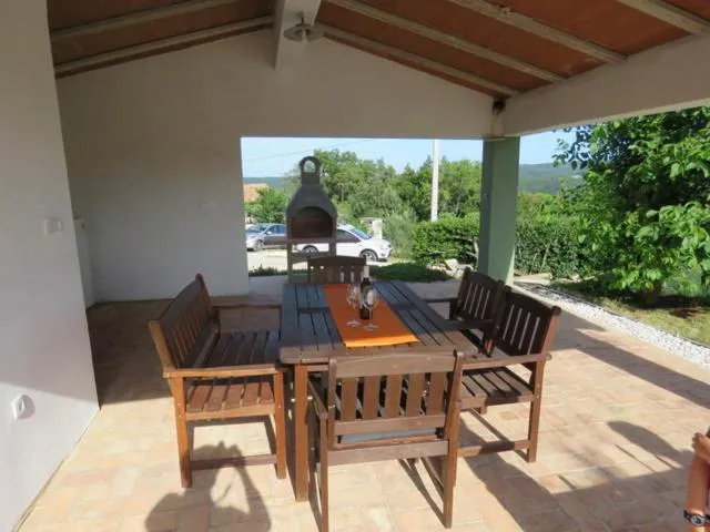 BBQ facilities in Apartment Tireli