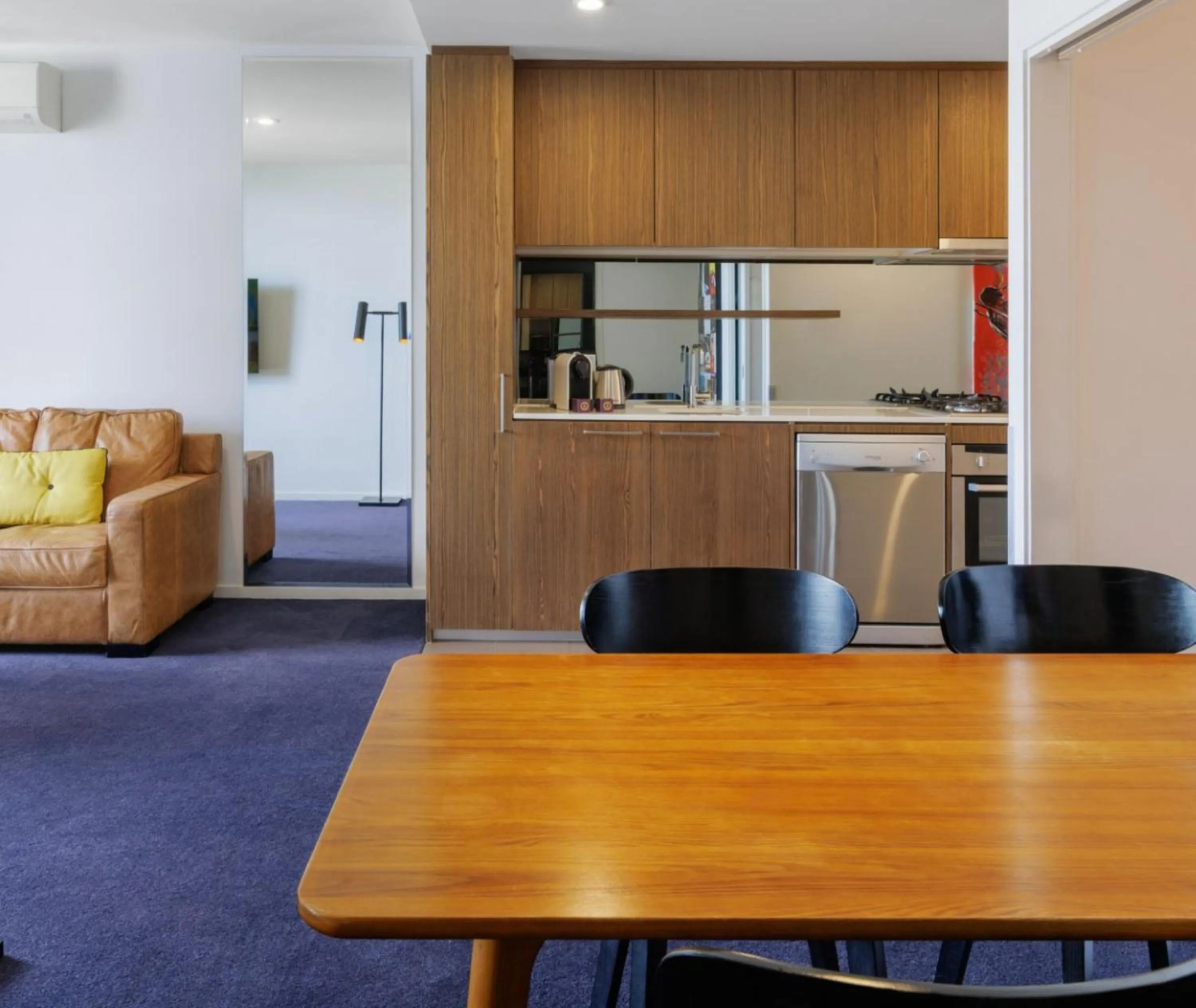 Dining area in Avani Melbourne Jazz Corner Residences