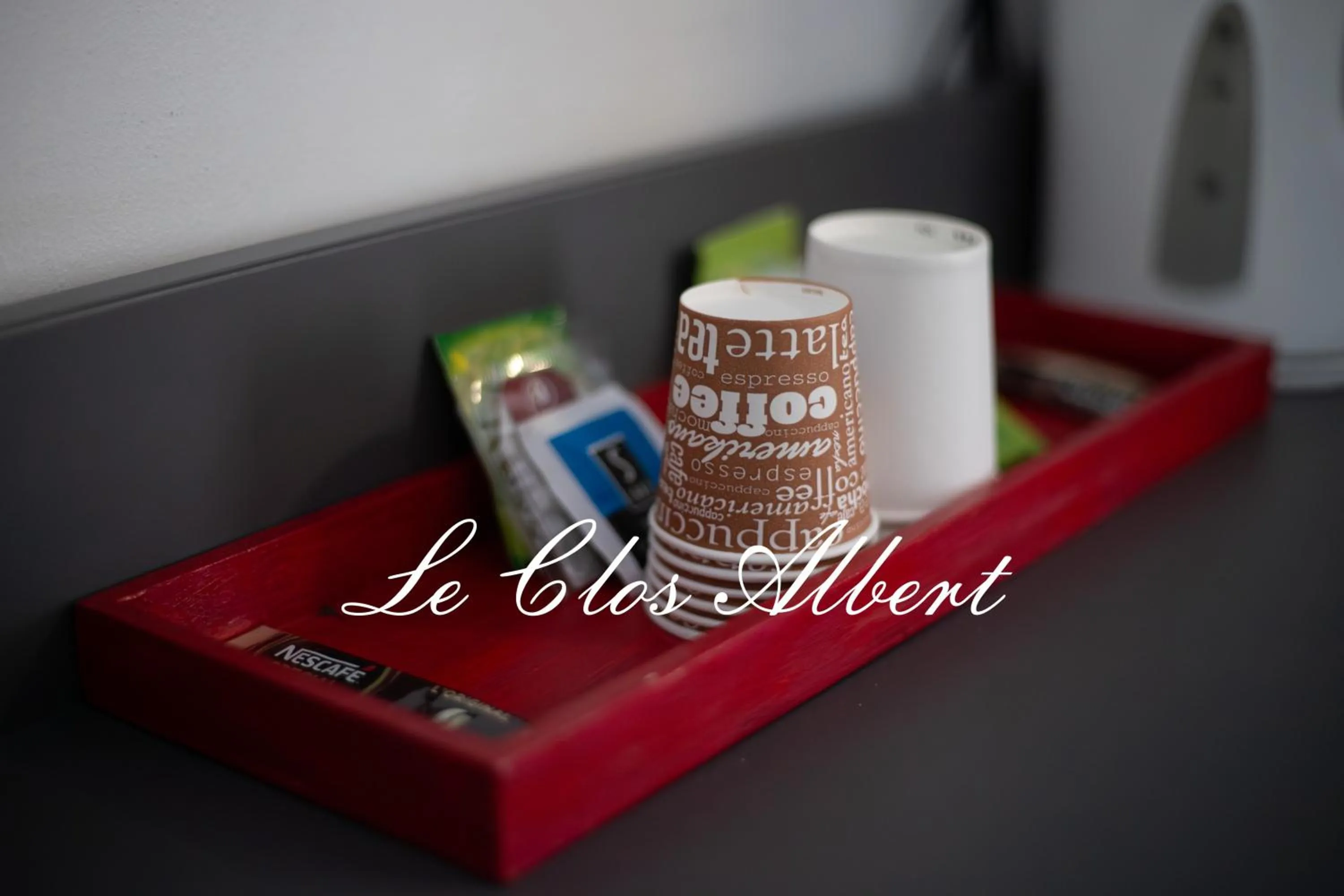 Coffee/tea facilities in Le Clos Albert