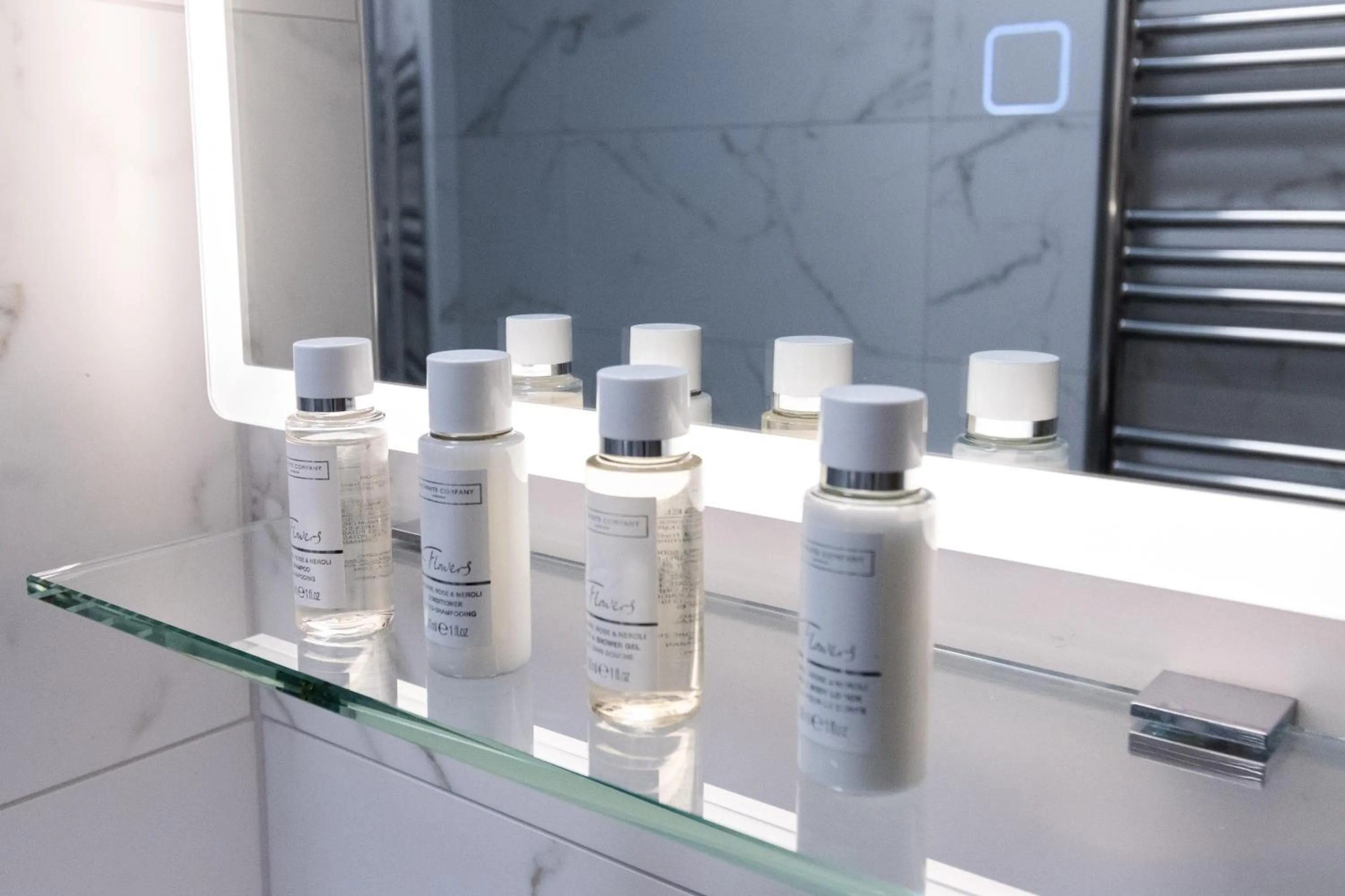 Bathroom in The Peacock at Barlow