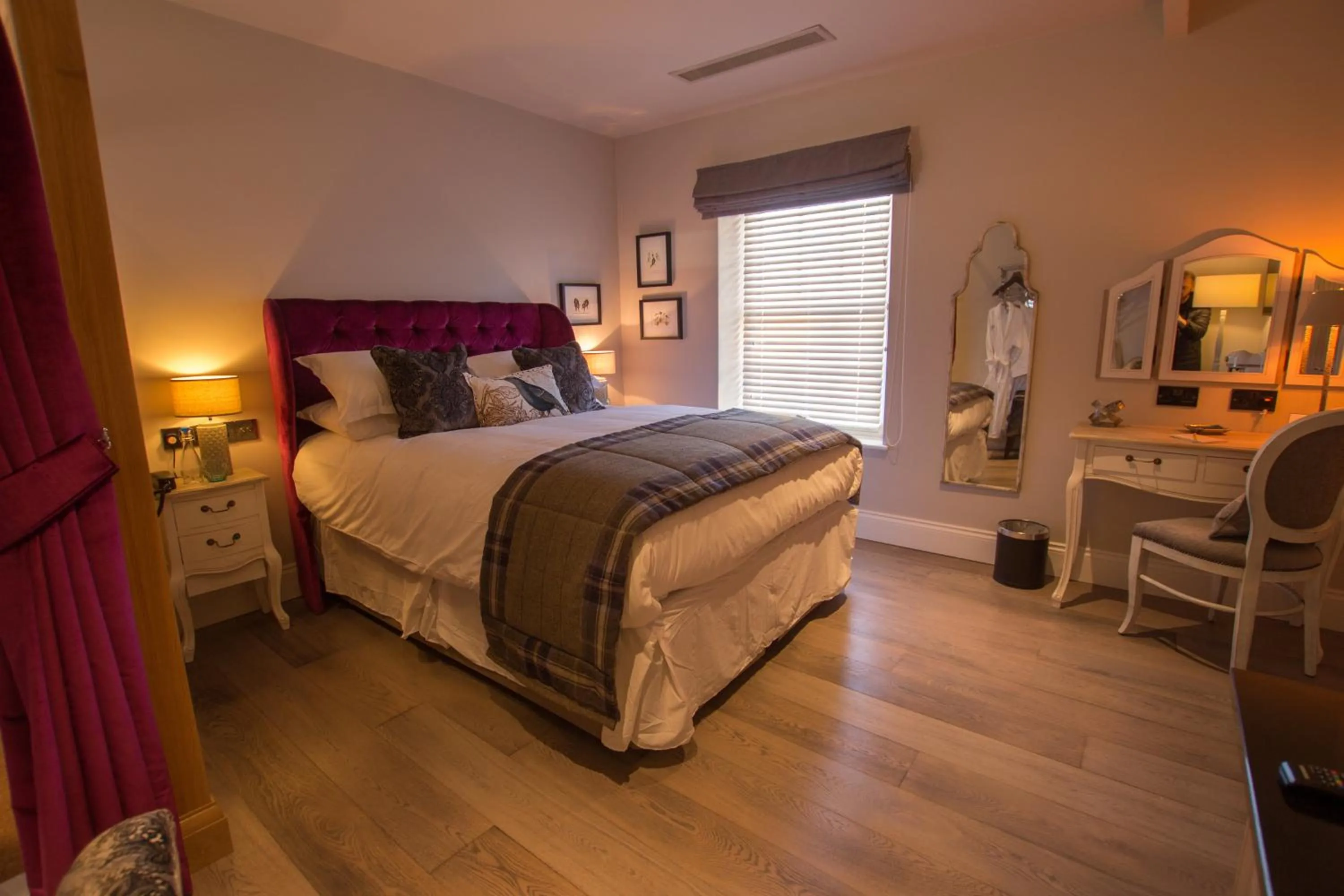 Bed in The Peacock at Barlow