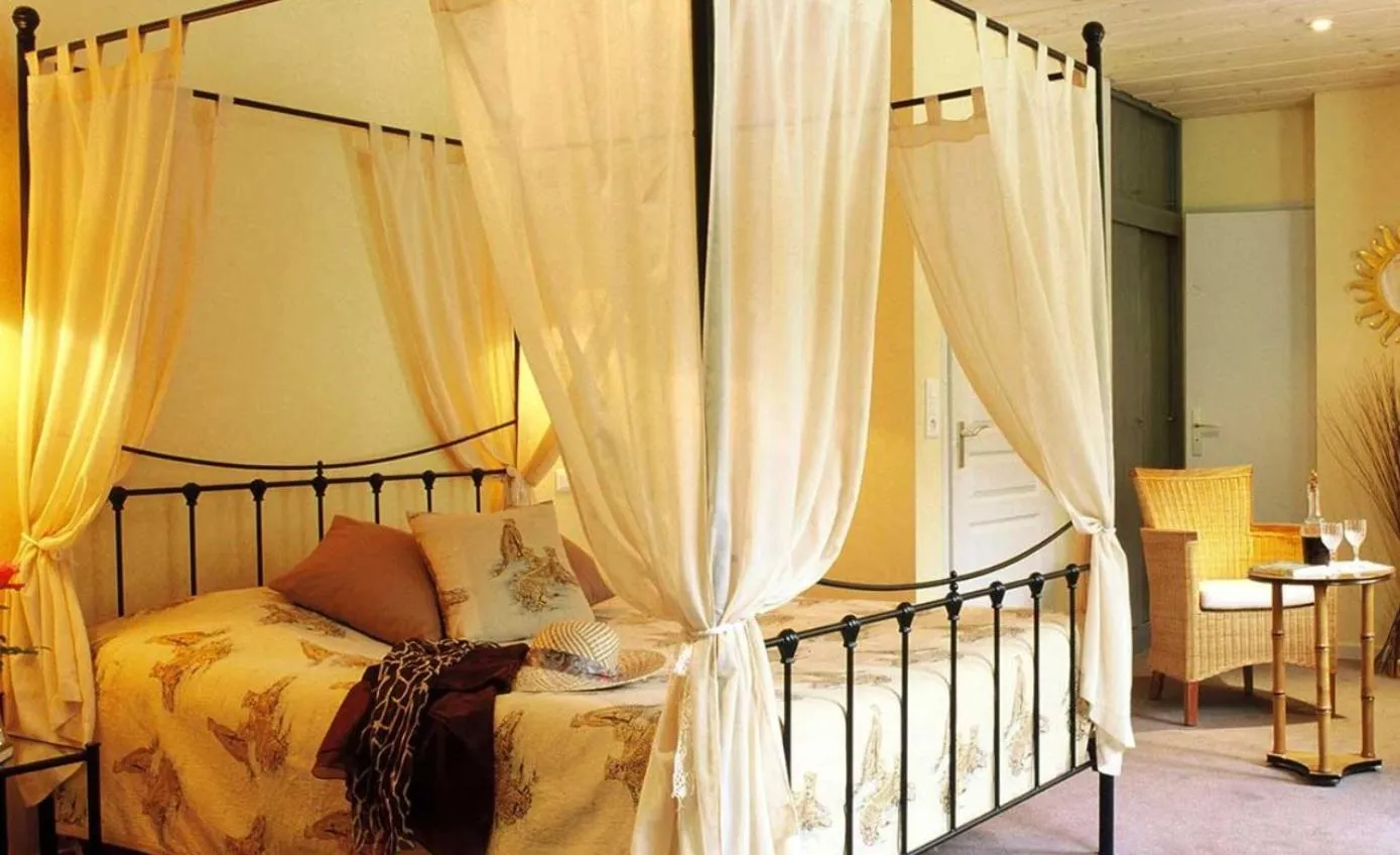 Bed in Hôtel Restaurant Taillard