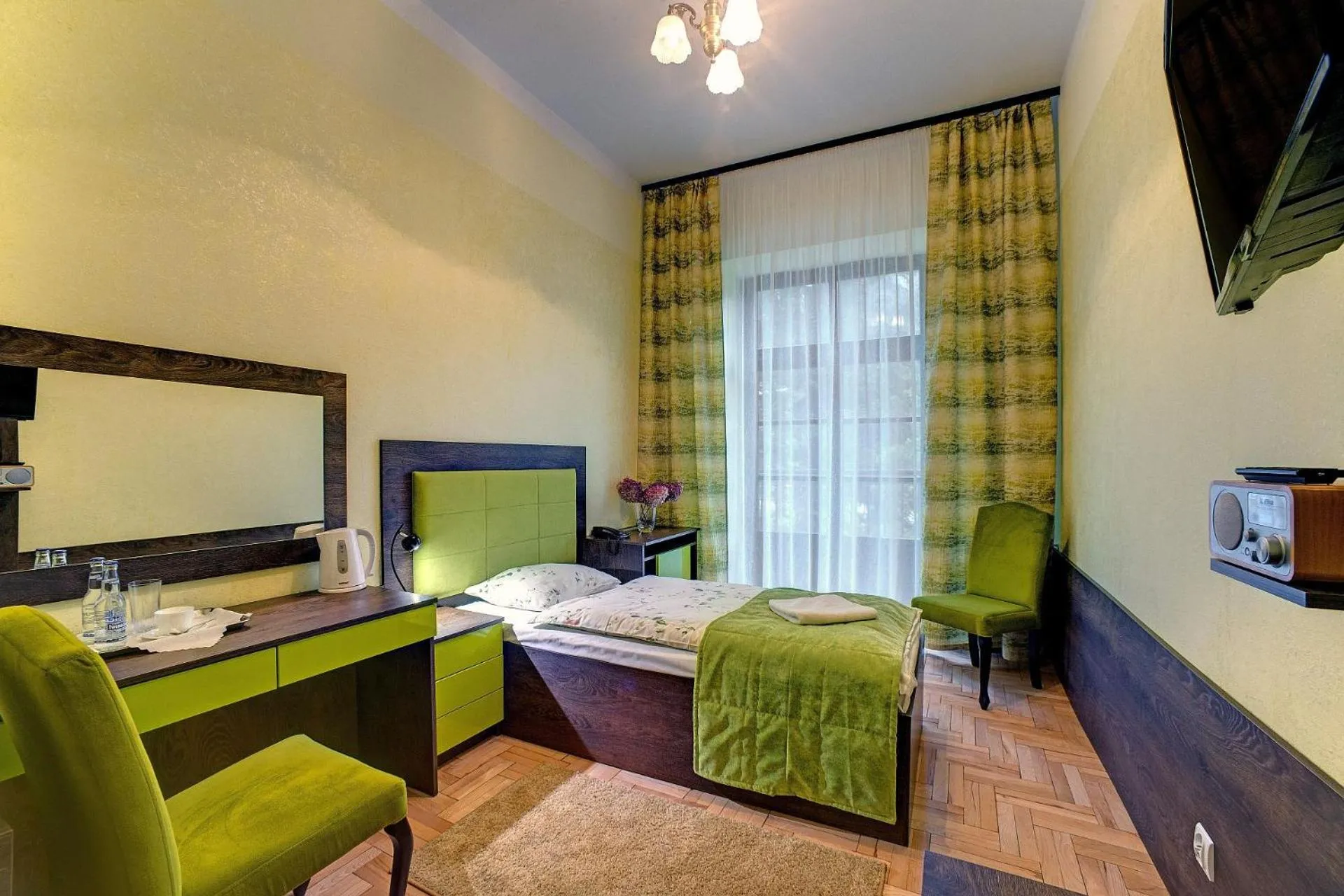 Photo of the whole room, Bed in Pod Jodłą