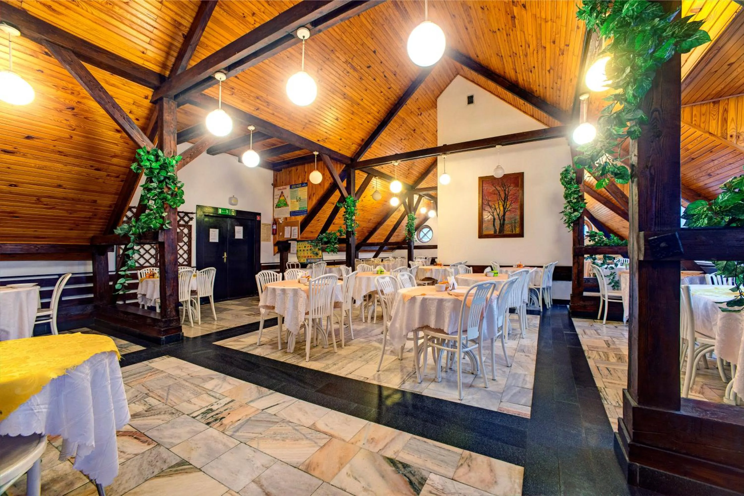 Restaurant/places to eat in Pod Jodłą