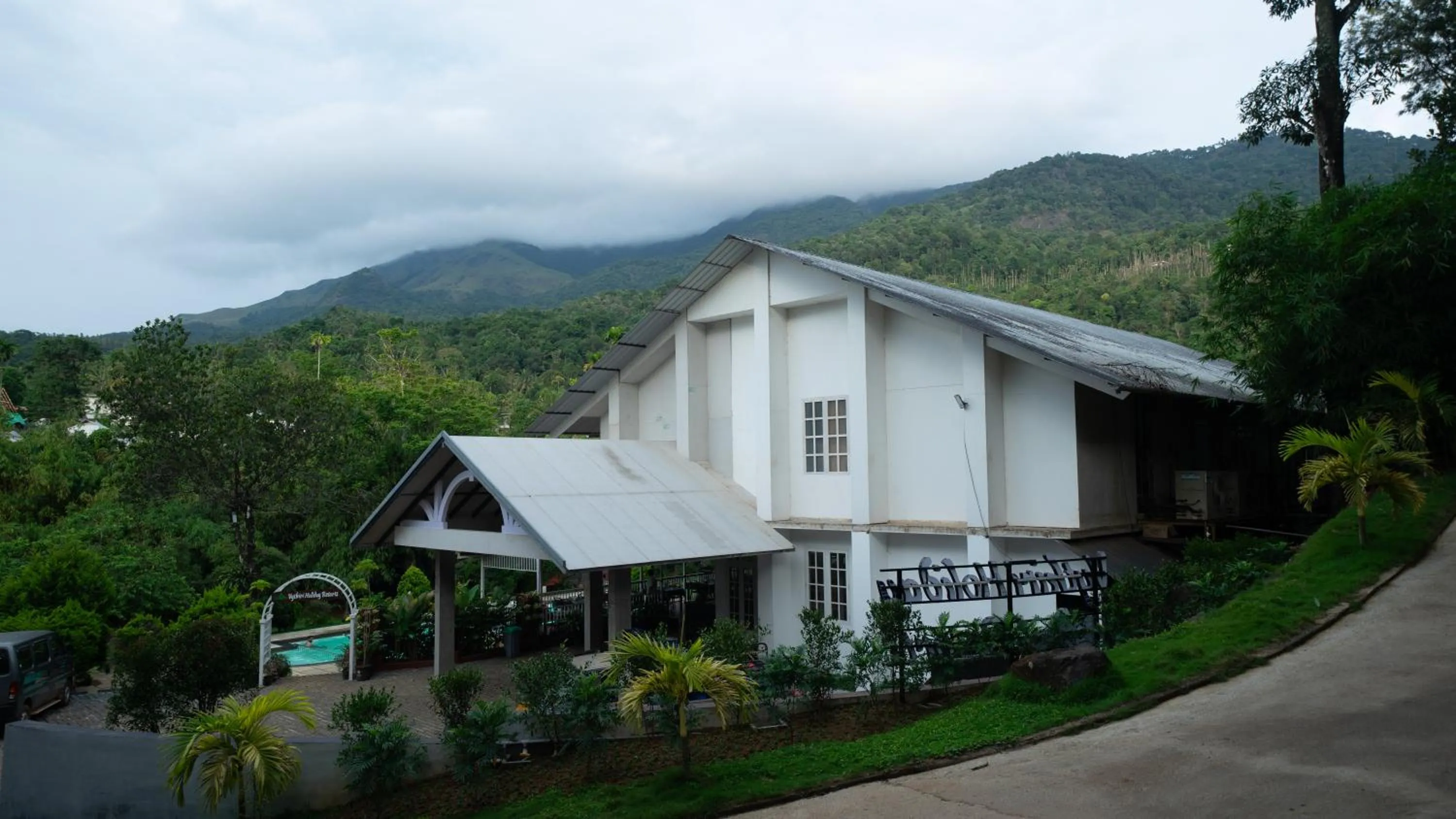 Mountain view in Vythiri Holiday Resort, Wayanad
