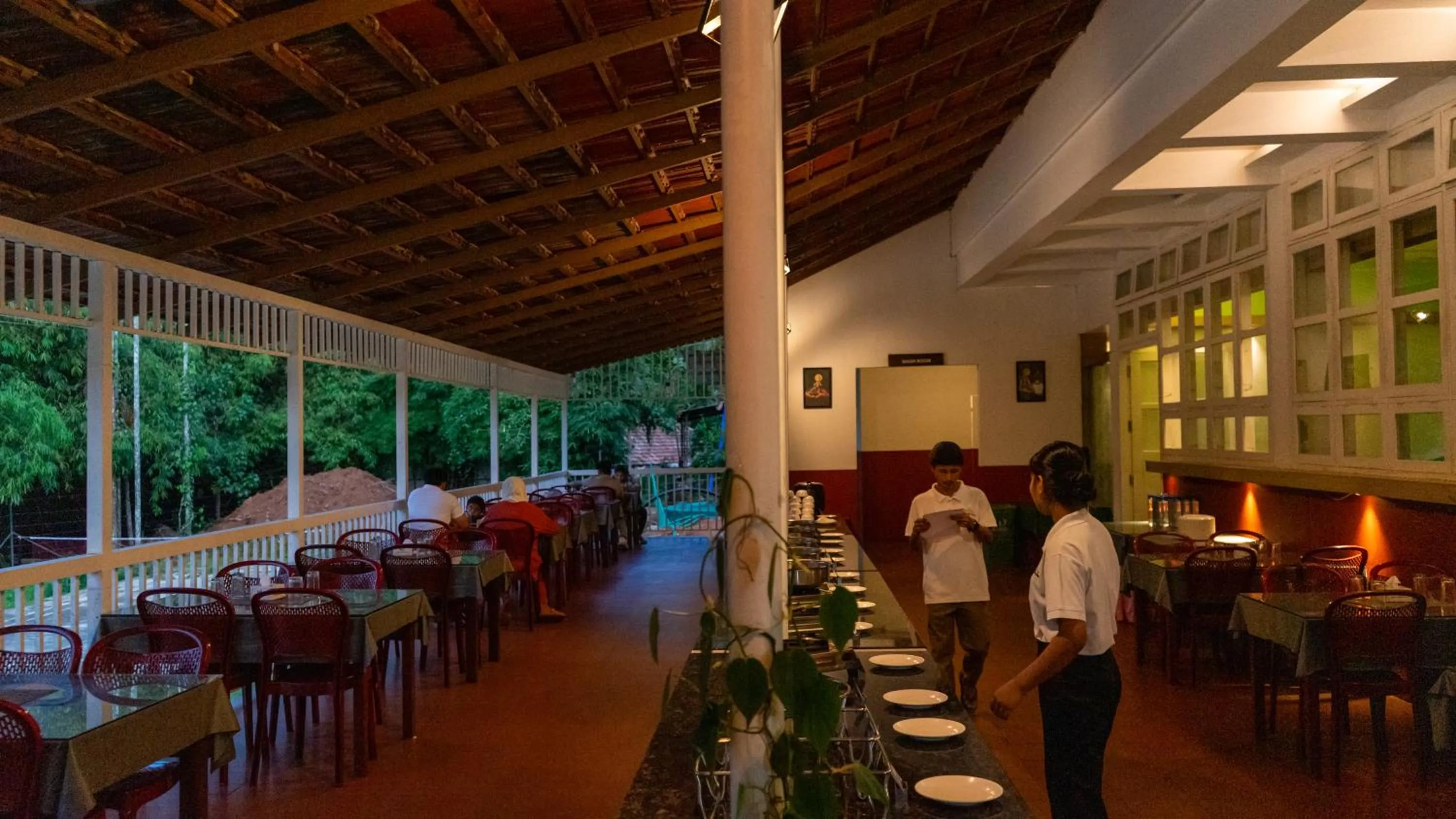 Restaurant/places to eat in Vythiri Holiday Resort, Wayanad