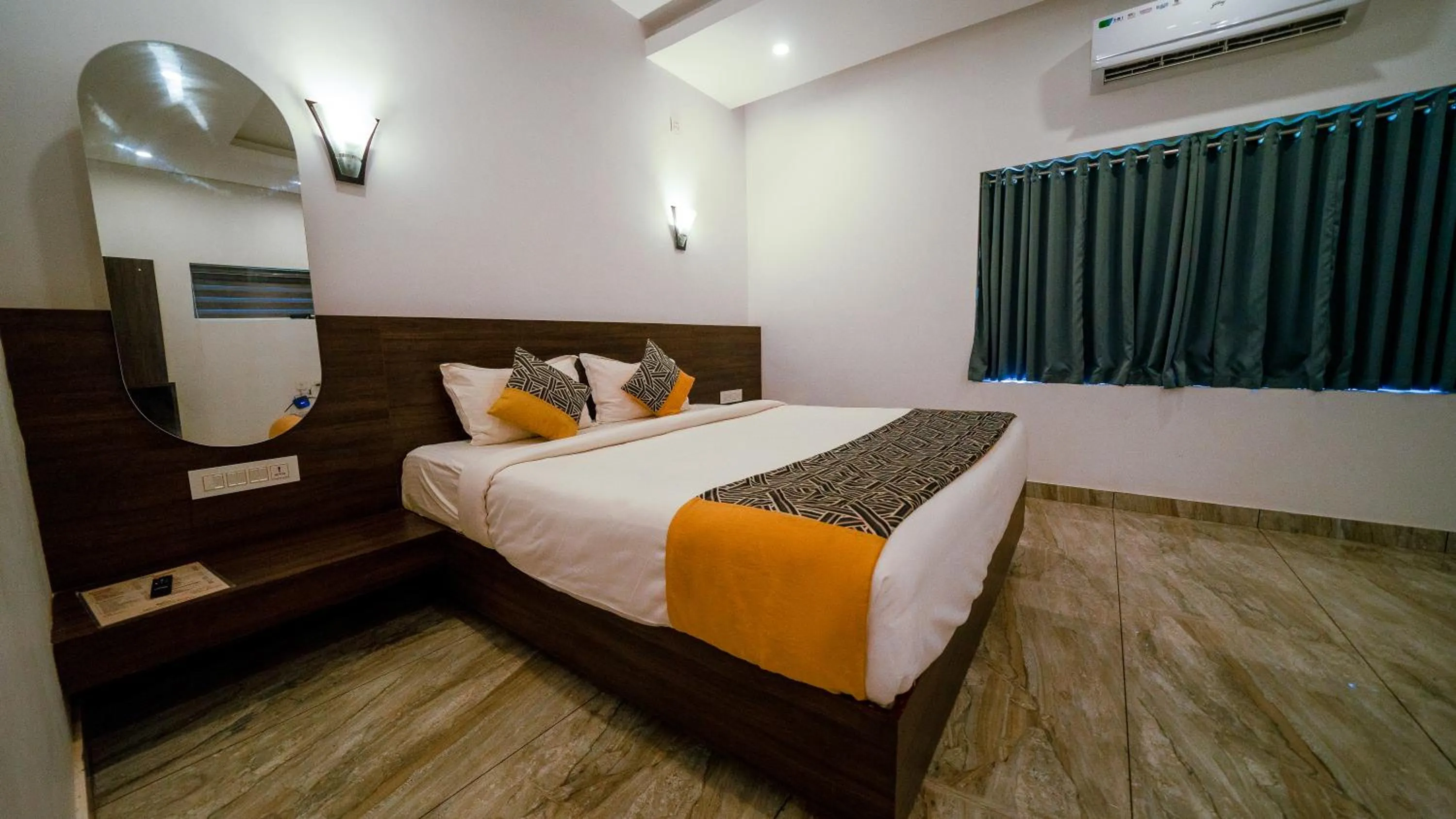 Photo of the whole room, Bed in Vythiri Holiday Resort, Wayanad