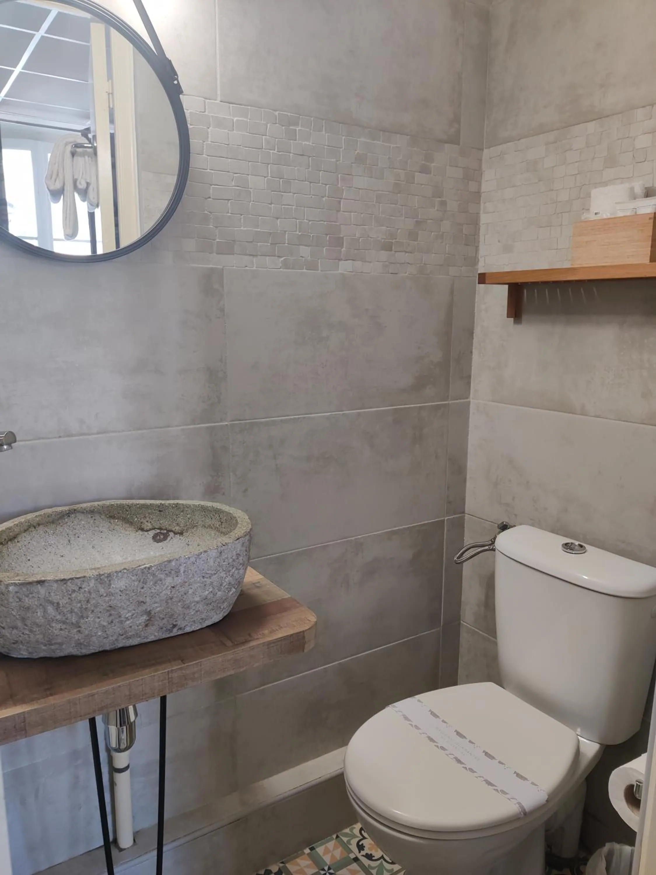 Toilet in Atipik Hôtel